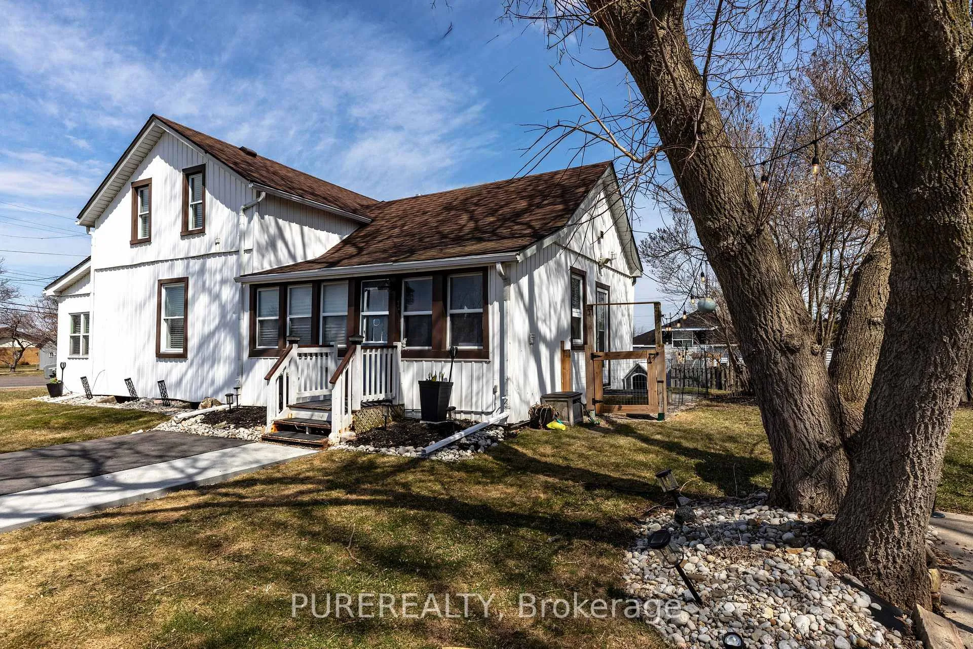 Photo 47 of 2330 Wilson Street W, Hamilton, Rural Ancaster — HOMEH