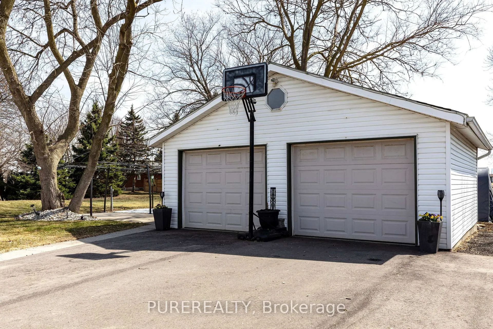 Photo 36 of 2330 Wilson Street W, Hamilton, Rural Ancaster — HOMEH