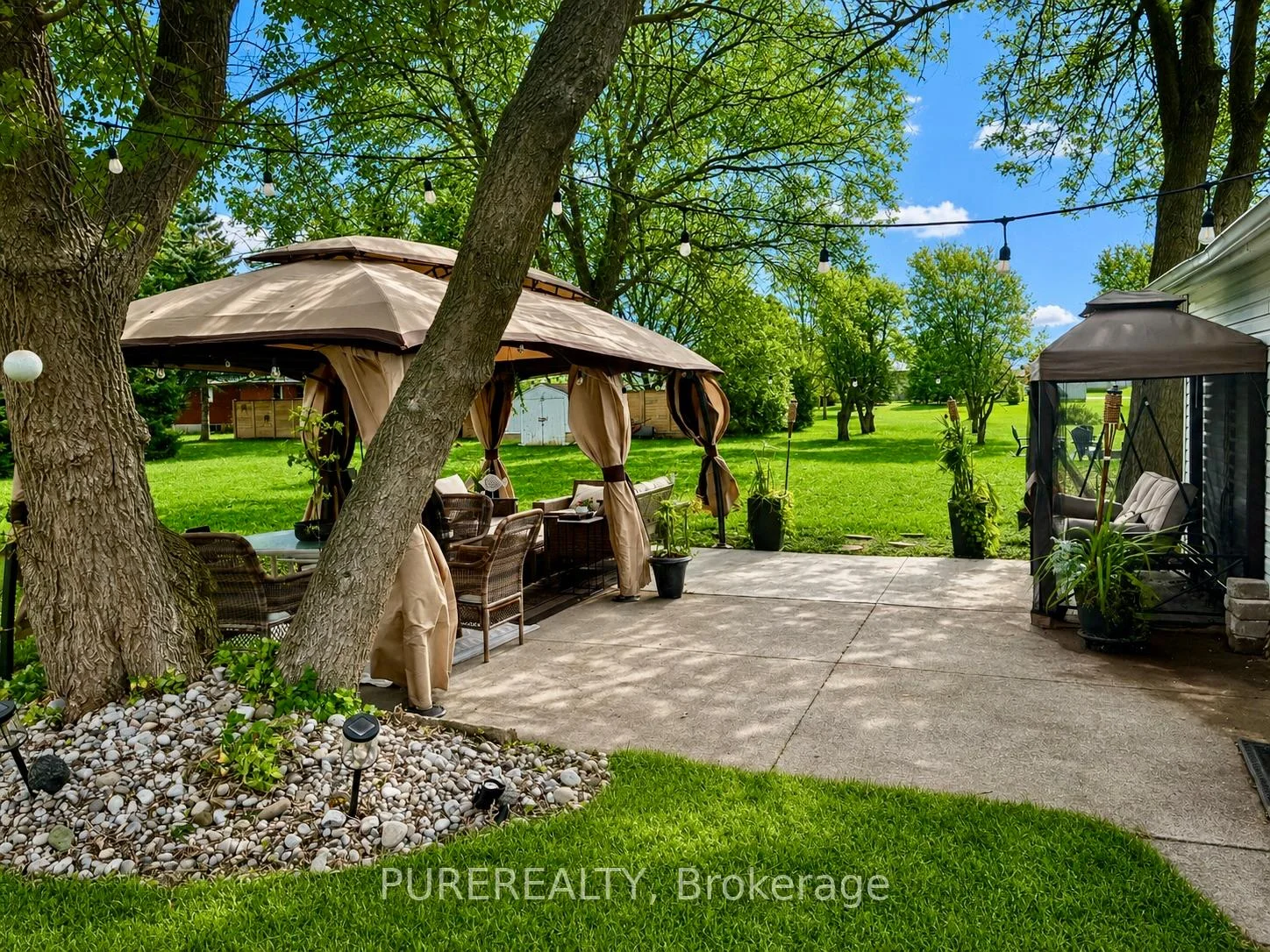 Photo 43 of 2330 Wilson Street W, Hamilton, Rural Ancaster — HOMEH