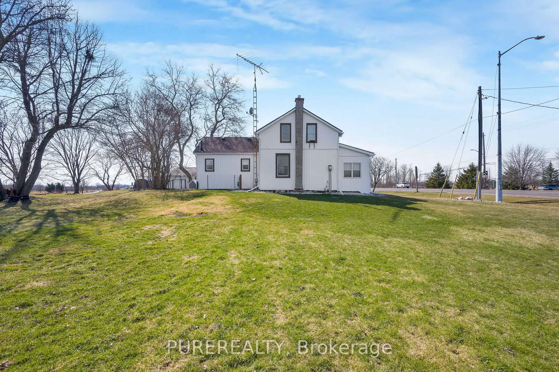Photo 55 of 2330 Wilson Street W, Hamilton, Rural Ancaster — HOMEH