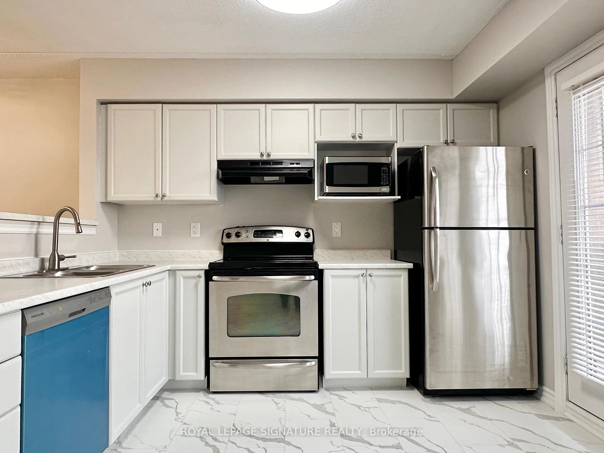 Photo 7 of Unit 305, 1491 Maple Avenue, Milton, Dempsey — HOMEH