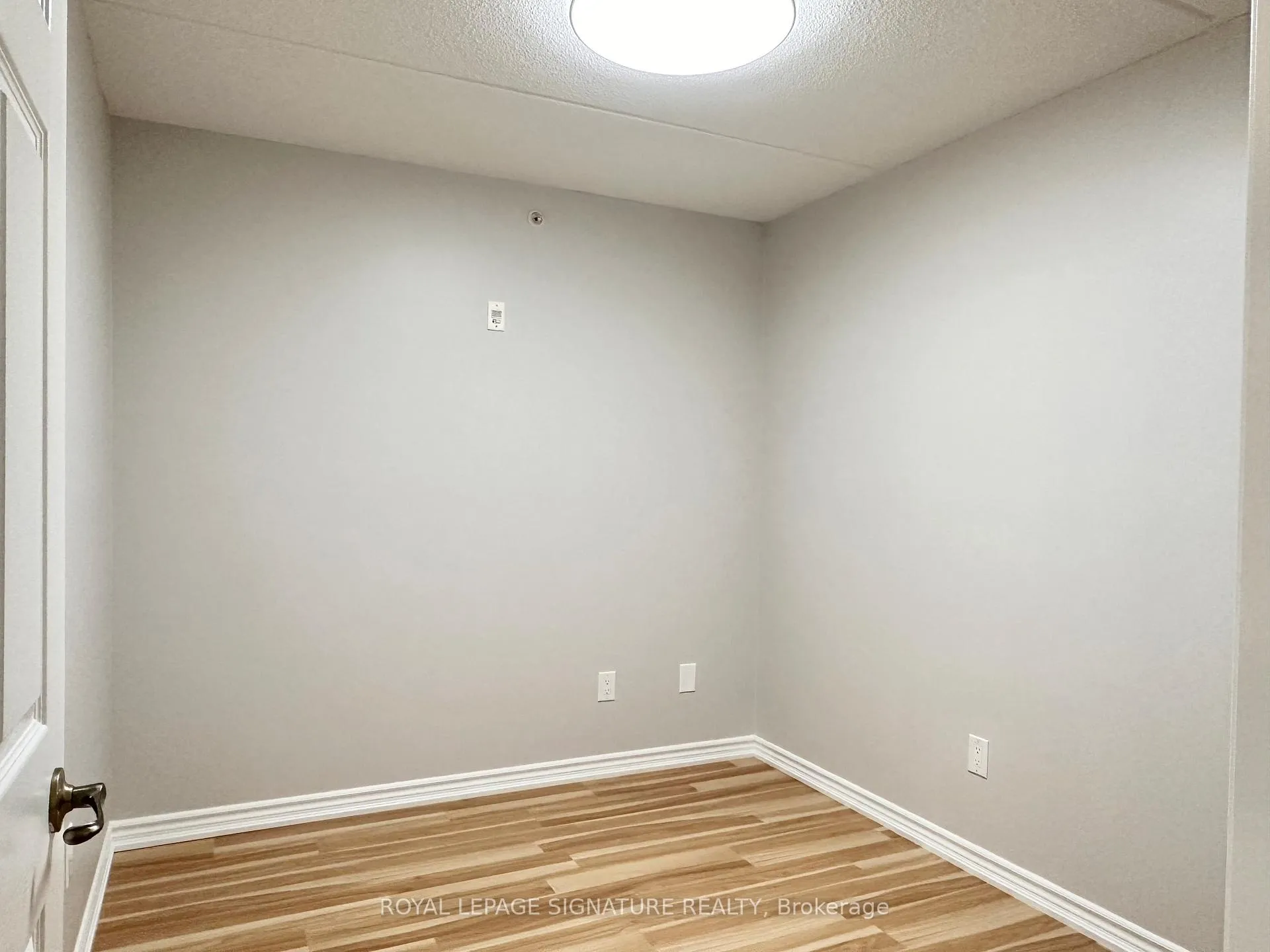 Photo 15 of Unit 305, 1491 Maple Avenue, Milton, Dempsey — HOMEH