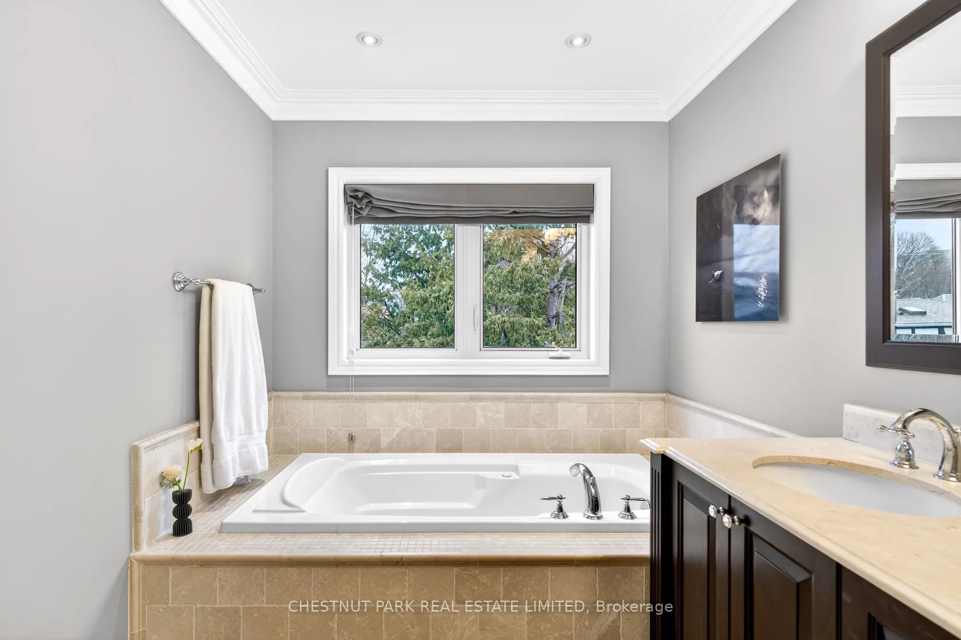 Photo 20 of 340 Belsize Drive, Toronto, Mount Pleasant East — HOMEH