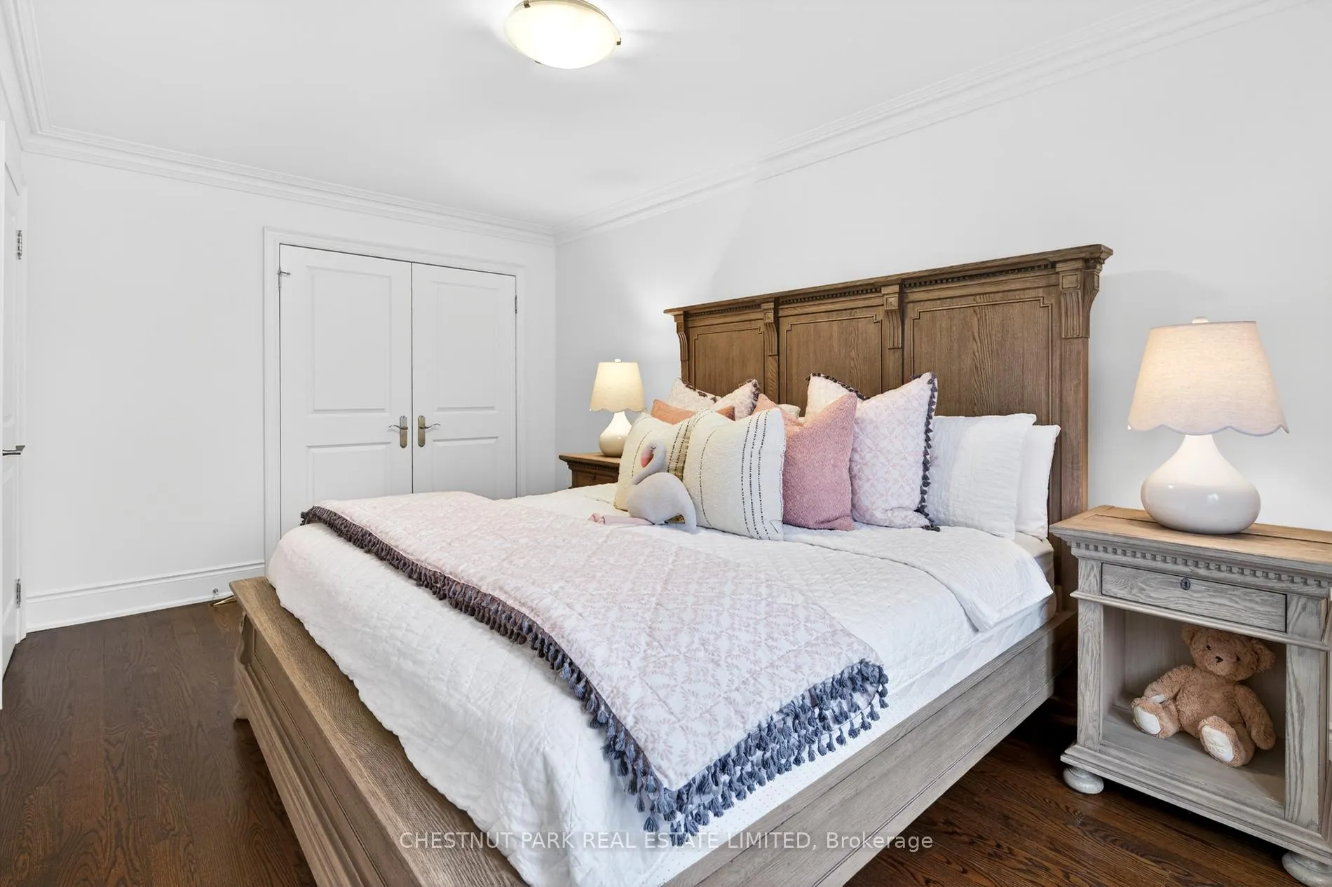 Photo 23 of 340 Belsize Drive, Toronto, Mount Pleasant East — HOMEH