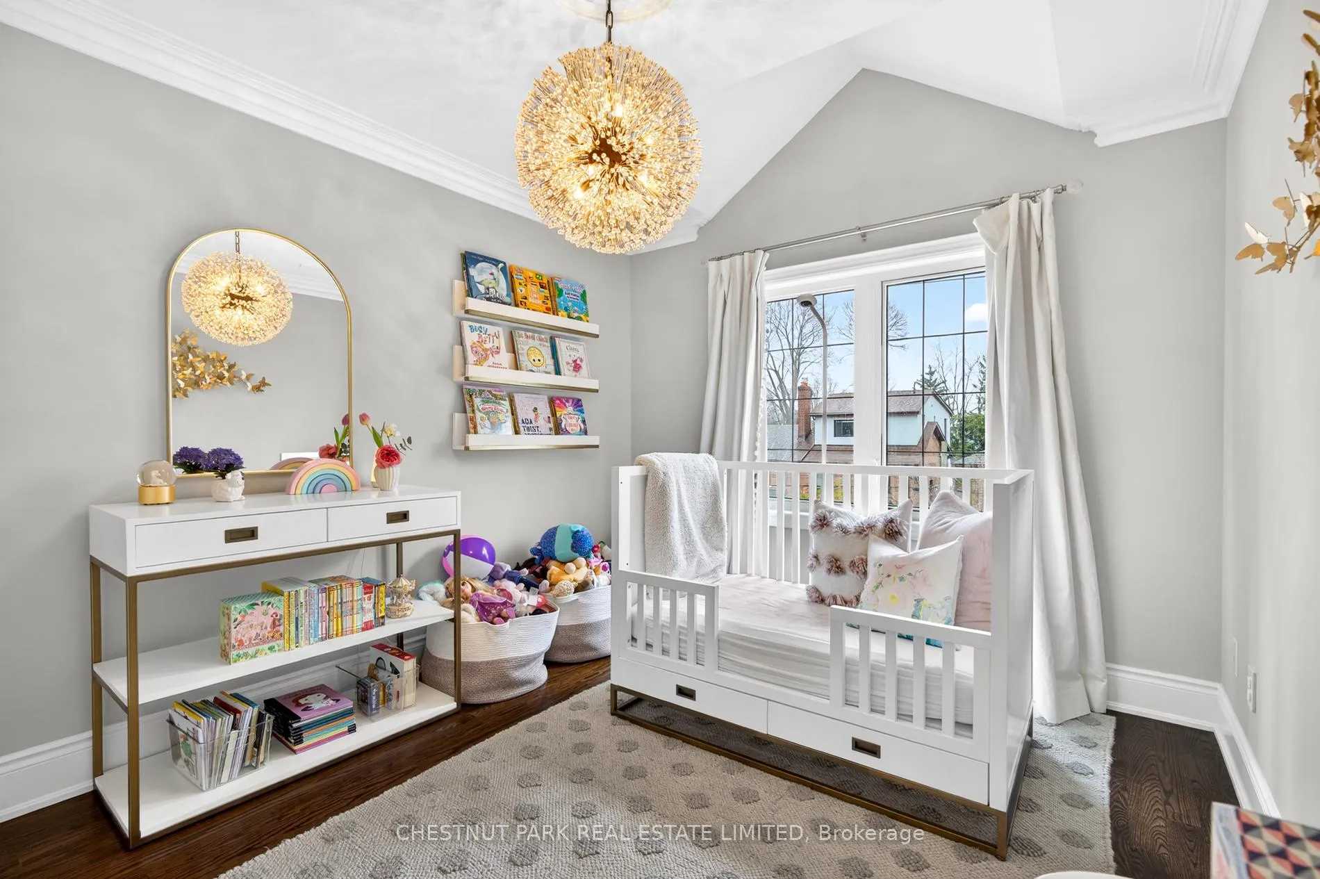 Photo 25 of 340 Belsize Drive, Toronto, Mount Pleasant East — HOMEH