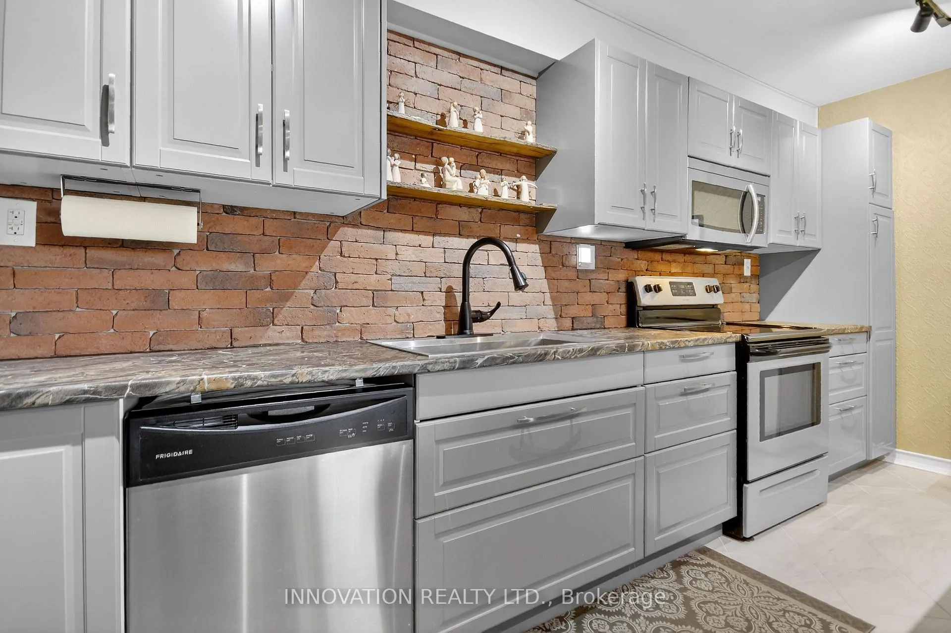 Photo 6 of Unit 8, 15 Findlay Avenue, Carleton Place — HOMEH