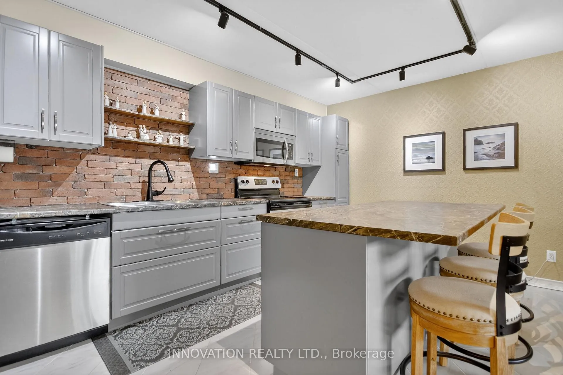 Photo 7 of Unit 8, 15 Findlay Avenue, Carleton Place — HOMEH