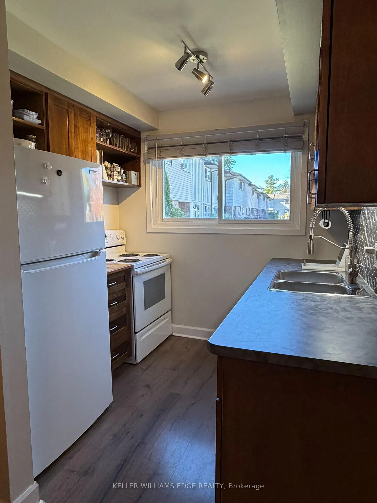 Photo 9 of Unit 3, 3 Tiffany Place, Quinte West, Trenton Ward — HOMEH