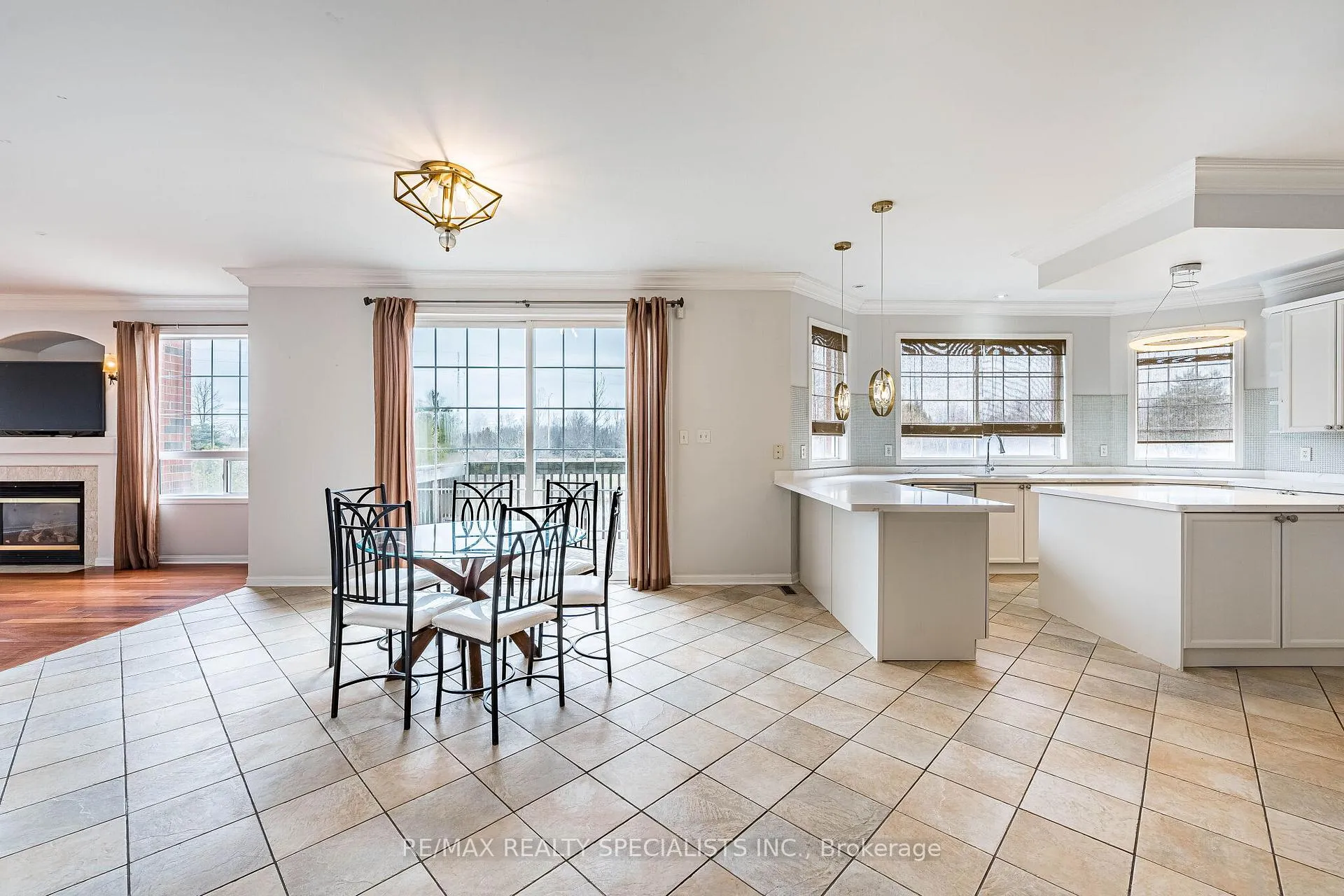 Photo 10 of 85 Bloomsbury Avenue, Brampton, Vales of Castlemore — HOMEH