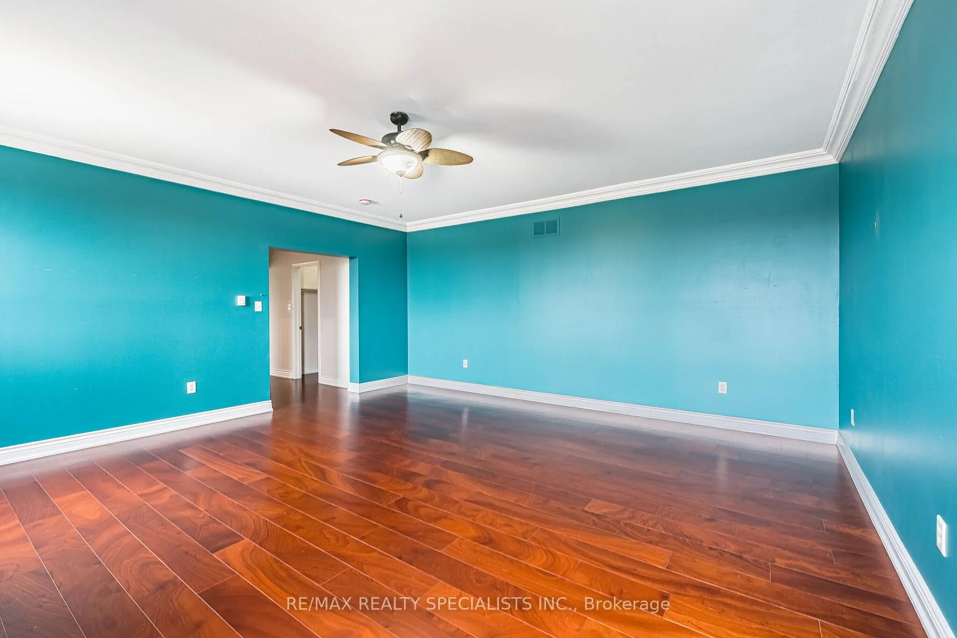 Photo 21 of 85 Bloomsbury Avenue, Brampton, Vales of Castlemore — HOMEH