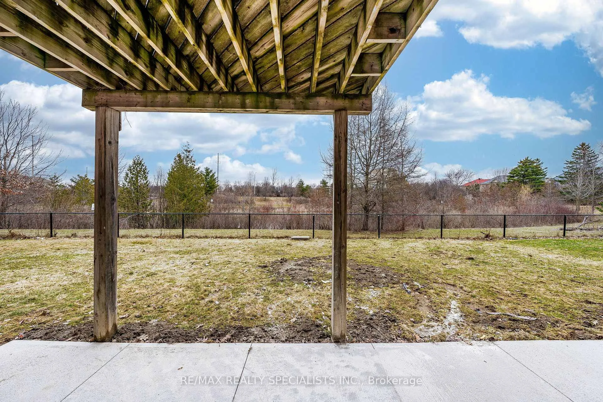 Photo 47 of 85 Bloomsbury Avenue, Brampton, Vales of Castlemore — HOMEH
