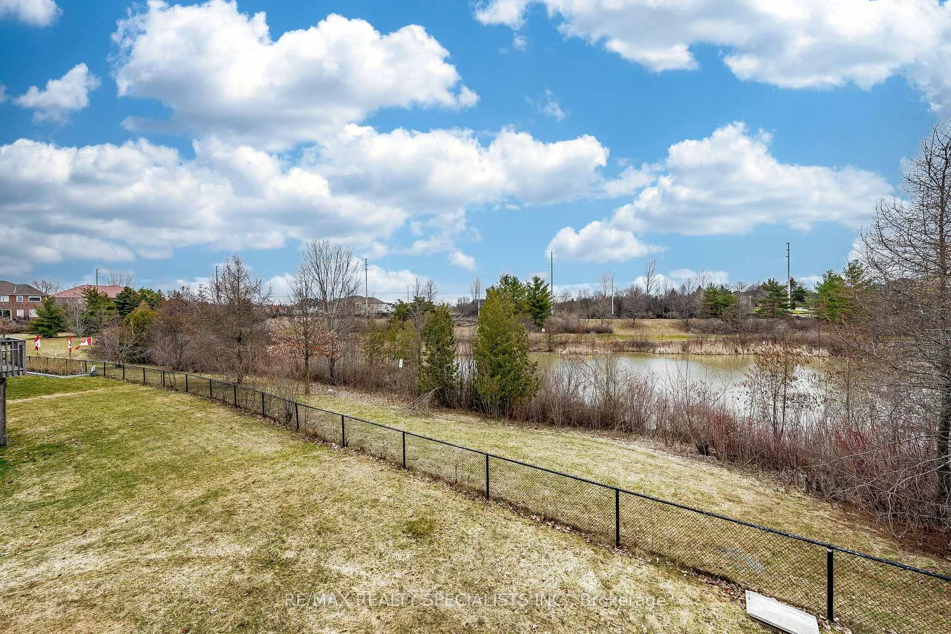 Photo 49 of 85 Bloomsbury Avenue, Brampton, Vales of Castlemore — HOMEH