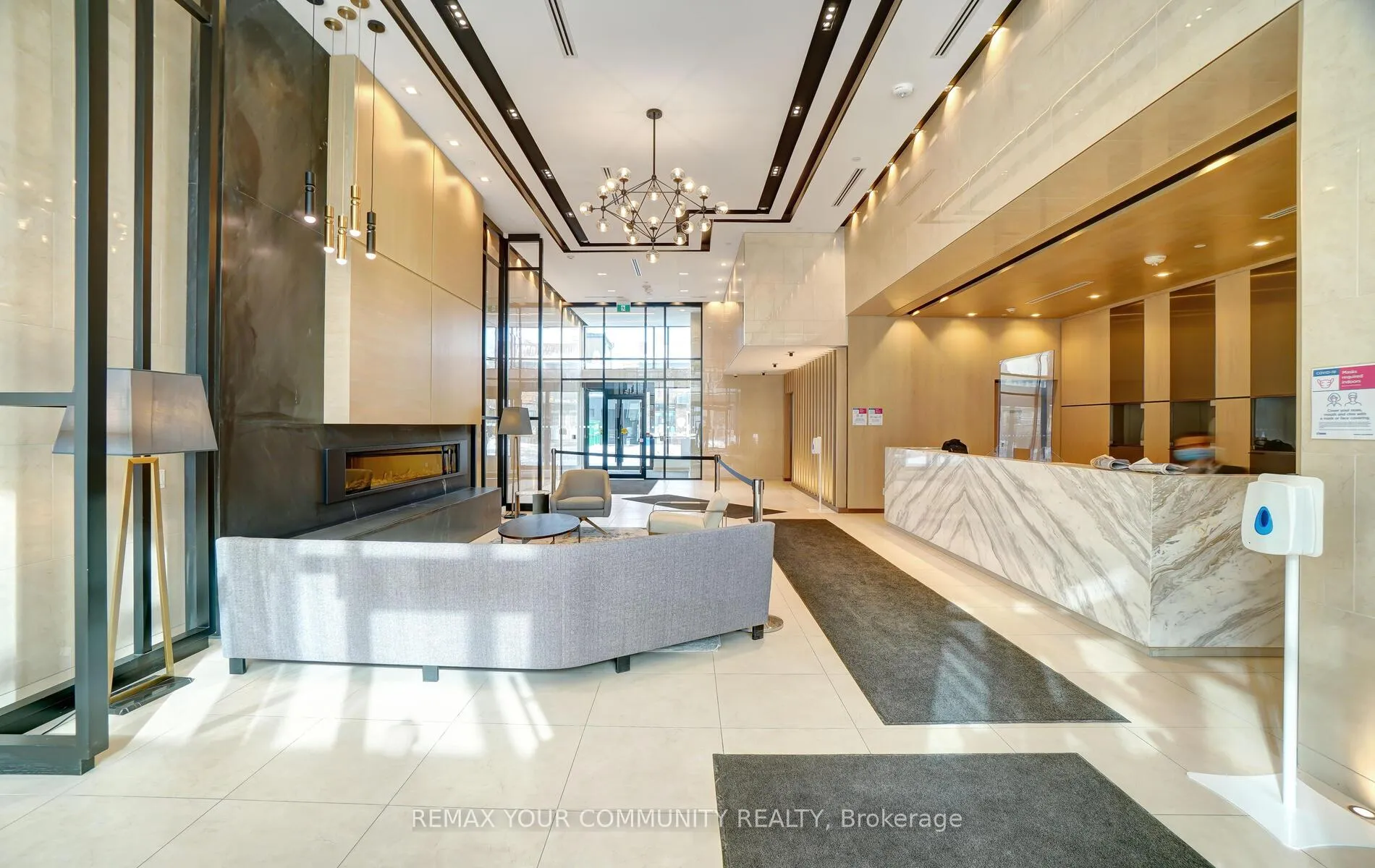 Photo 4 of Unit 718, 1 Belsize Drive, Toronto, Mount Pleasant West — HOMEH