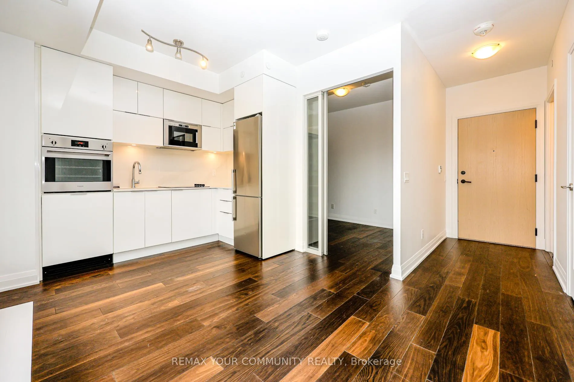 Photo 7 of Unit 718, 1 Belsize Drive, Toronto, Mount Pleasant West — HOMEH