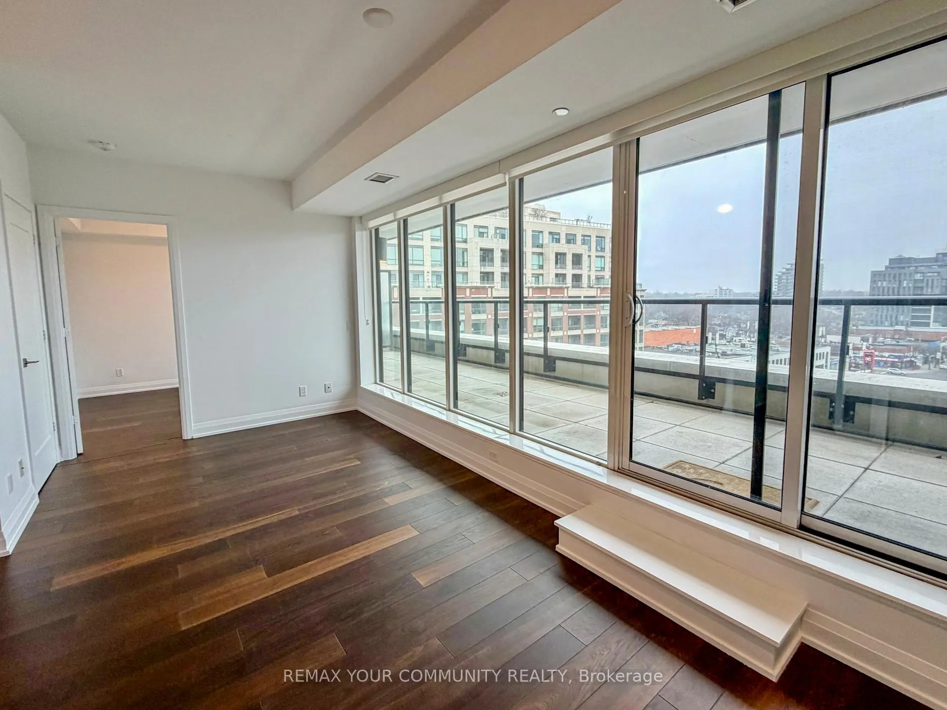 Photo 8 of Unit 718, 1 Belsize Drive, Toronto, Mount Pleasant West — HOMEH