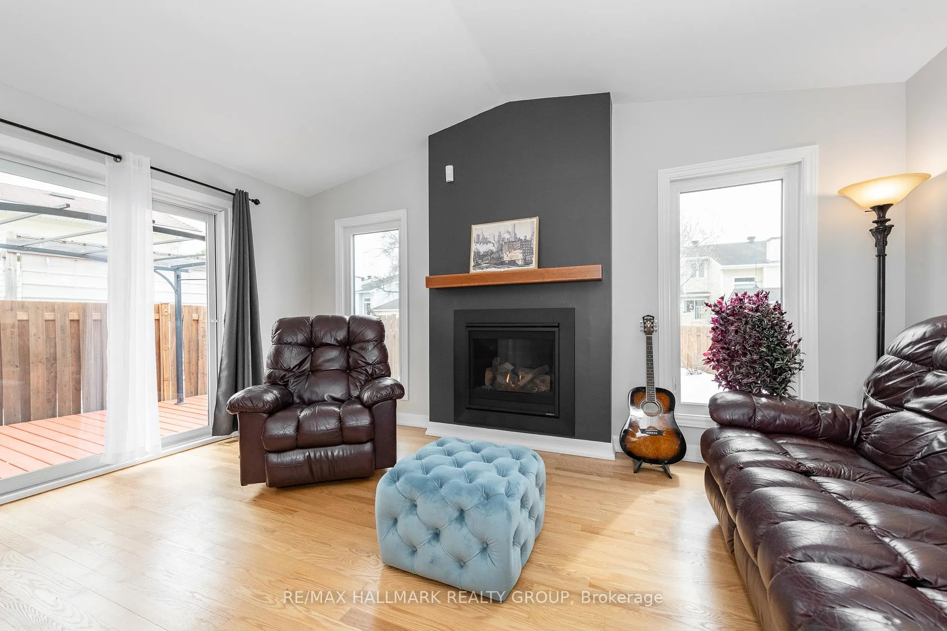 Photo 12 of 6380 St Louis Drive, Ottawa, Hiawatha Park/Convent Glen — HOMEH