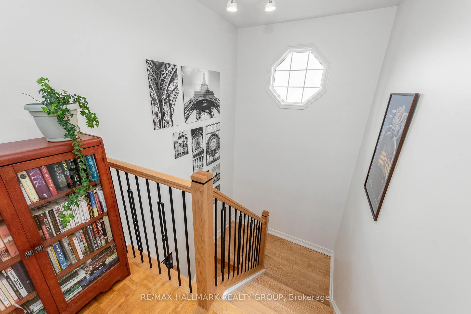 Photo 16 of 6380 St Louis Drive, Ottawa, Hiawatha Park/Convent Glen — HOMEH