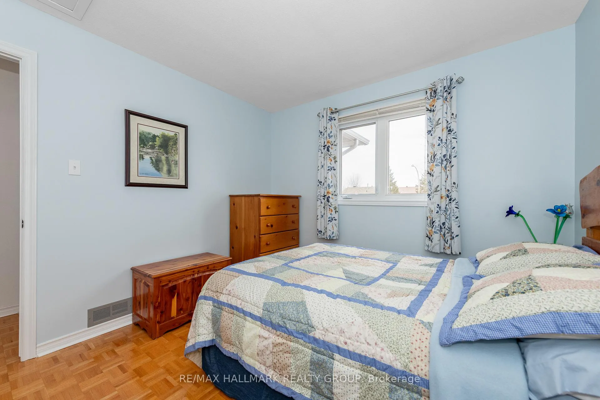 Photo 21 of 6380 St Louis Drive, Ottawa, Hiawatha Park/Convent Glen — HOMEH