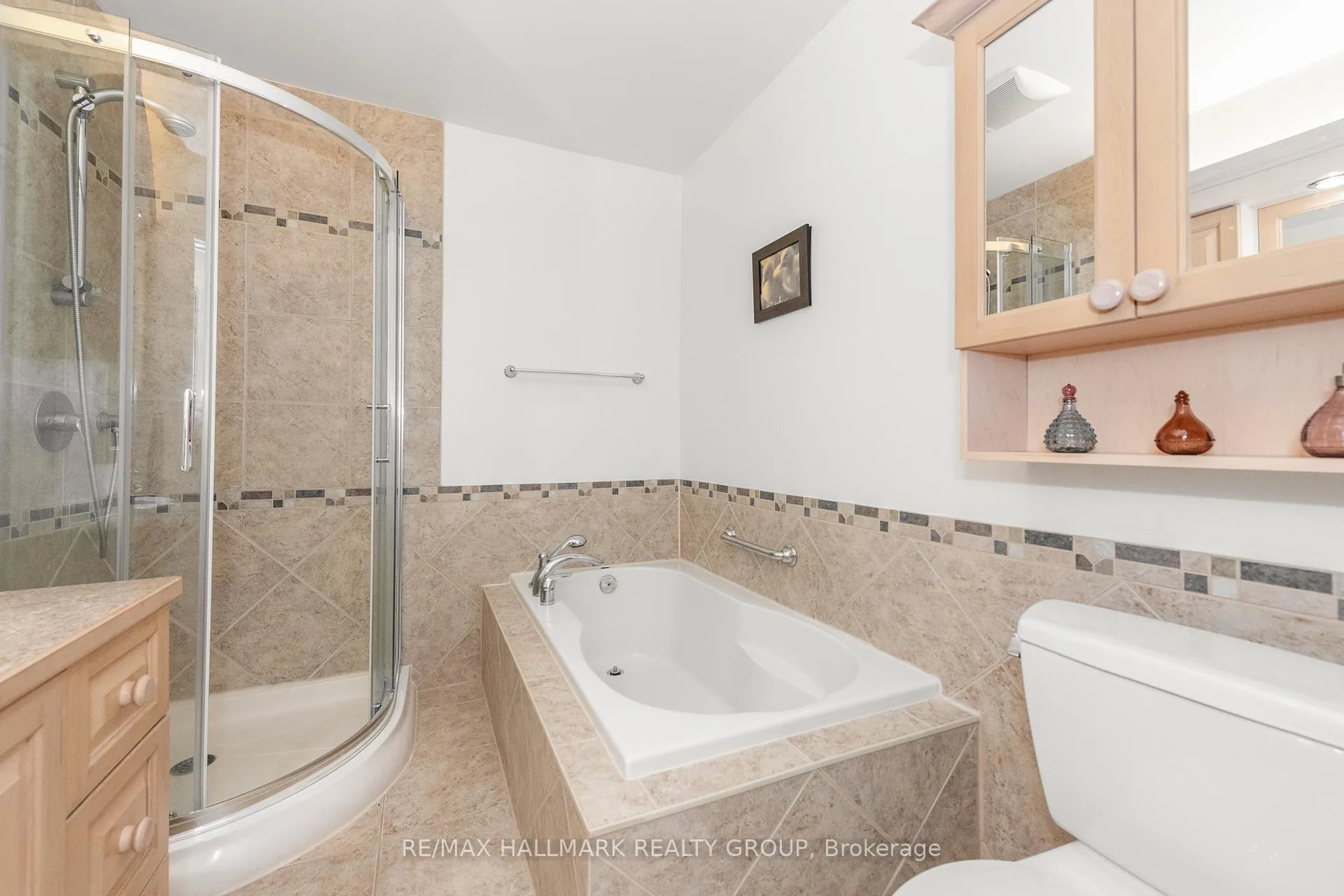 Photo 25 of 6380 St Louis Drive, Ottawa, Hiawatha Park/Convent Glen — HOMEH