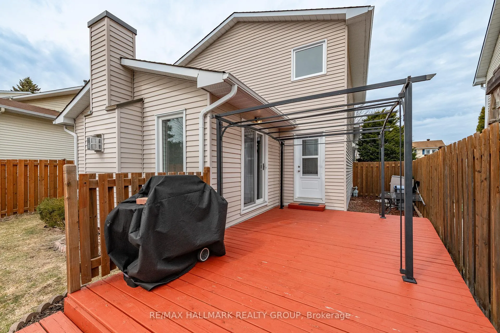Photo 31 of 6380 St Louis Drive, Ottawa, Hiawatha Park/Convent Glen — HOMEH