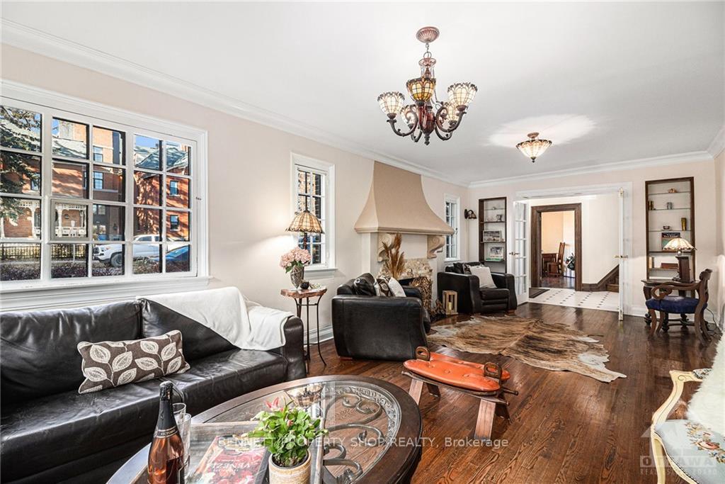 Photo 6 of 450 Laurier Avenue E, Ottawa, Sandy Hill — HOMEH