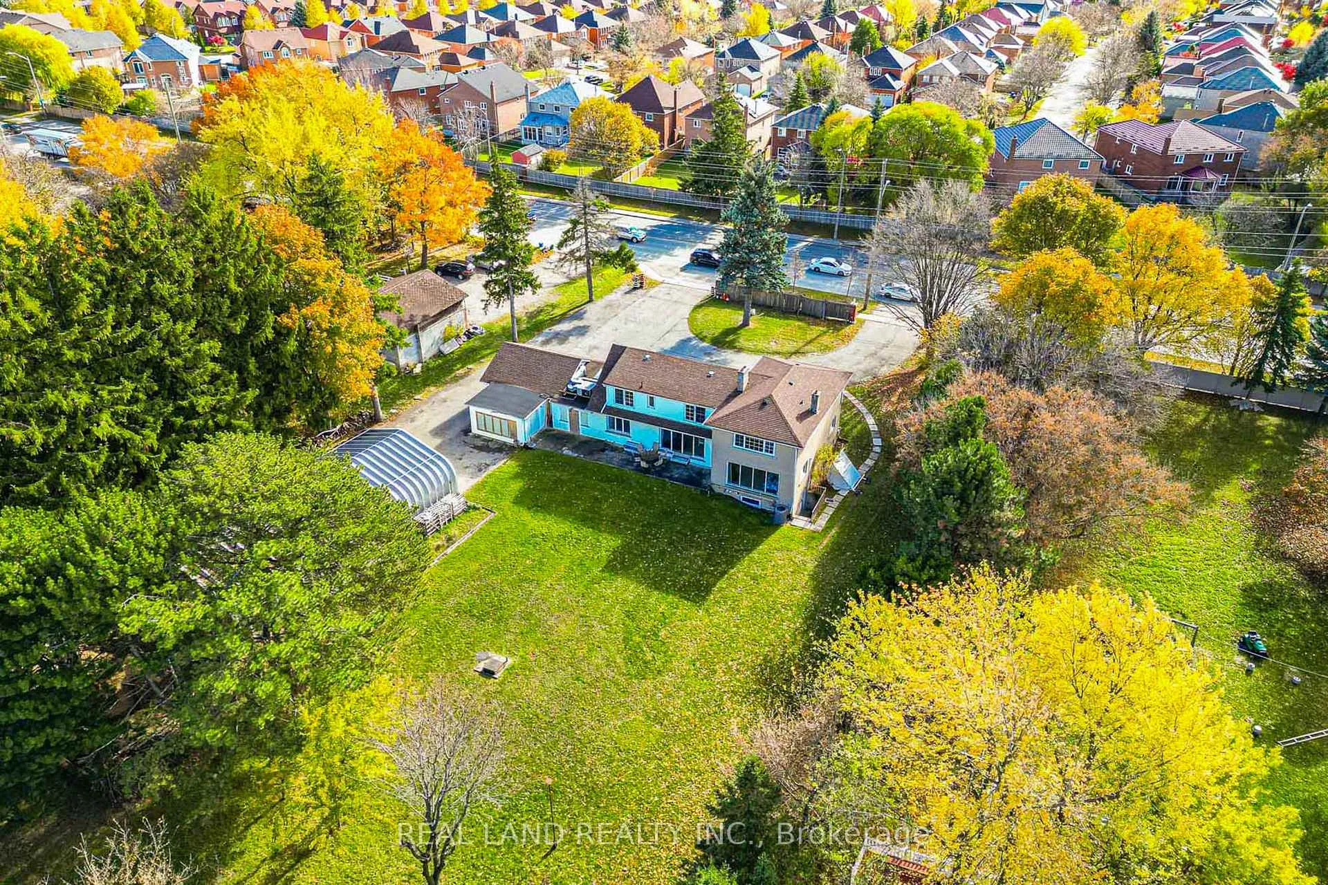 Photo 10 of 4762 14th Avenue, Markham, Milliken Mills East — HOMEH