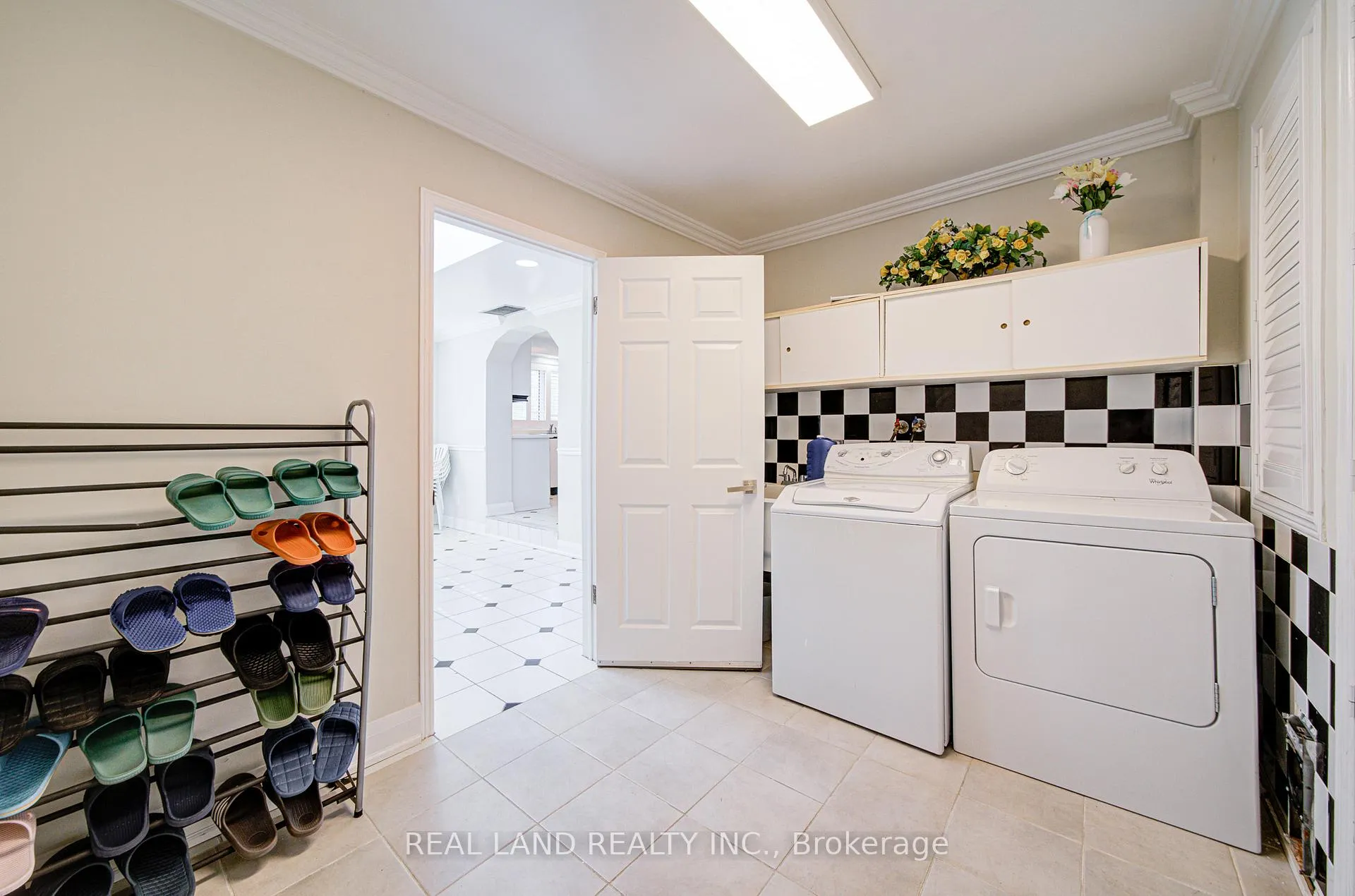 Photo 14 of 4762 14th Avenue, Markham, Milliken Mills East — HOMEH