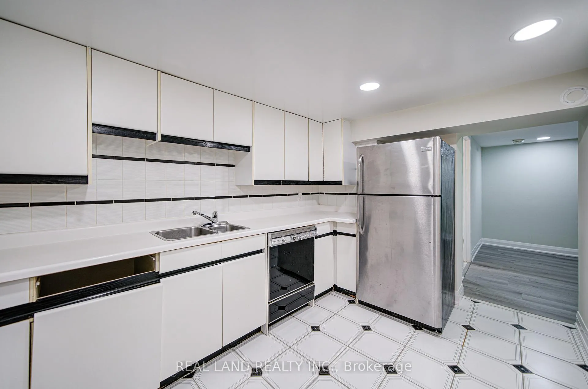 Photo 39 of 4762 14th Avenue, Markham, Milliken Mills East — HOMEH