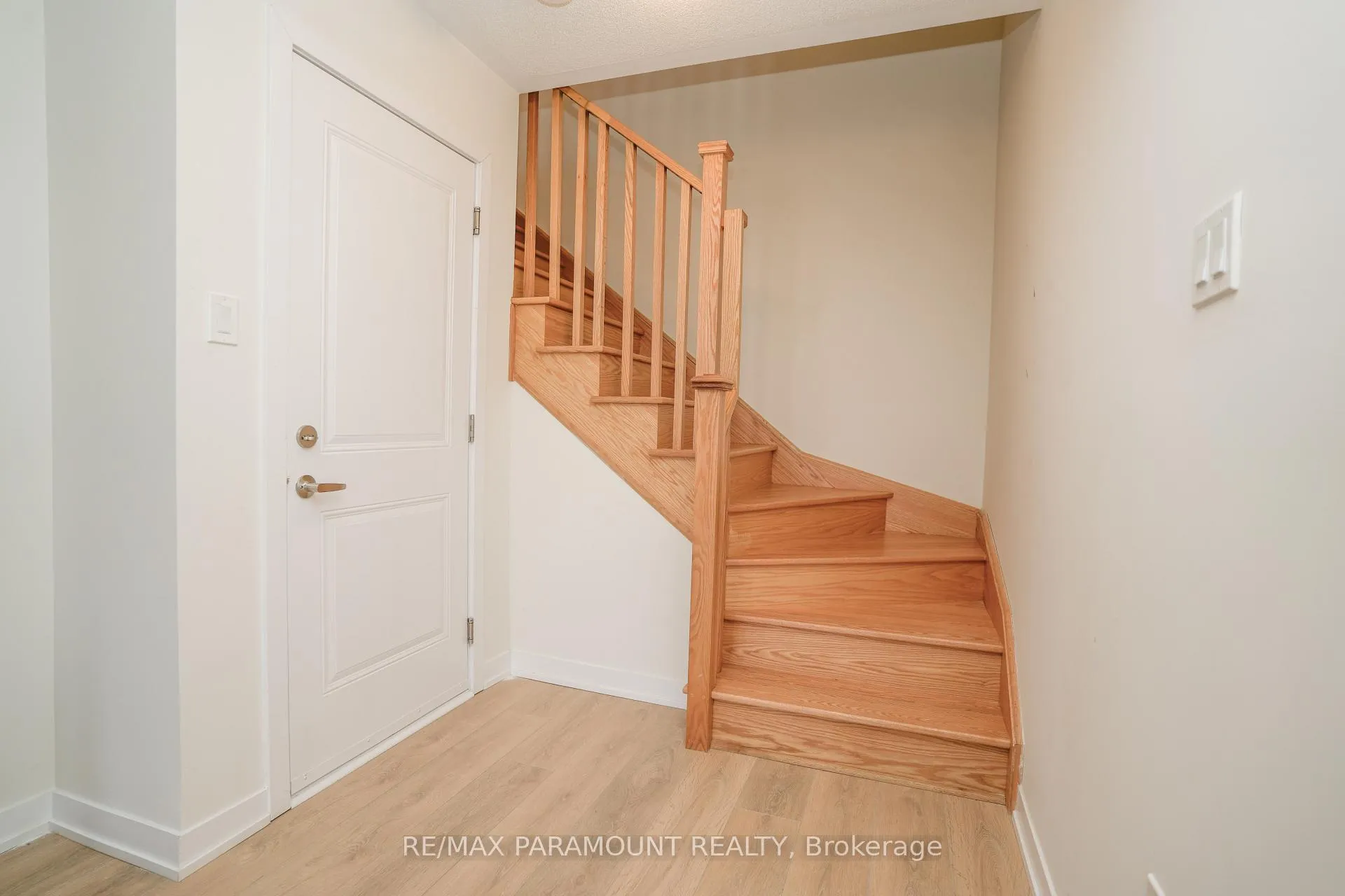 Photo 6 of Unit 201, 1865 Pickering Parkway, Pickering, Village East — HOMEH