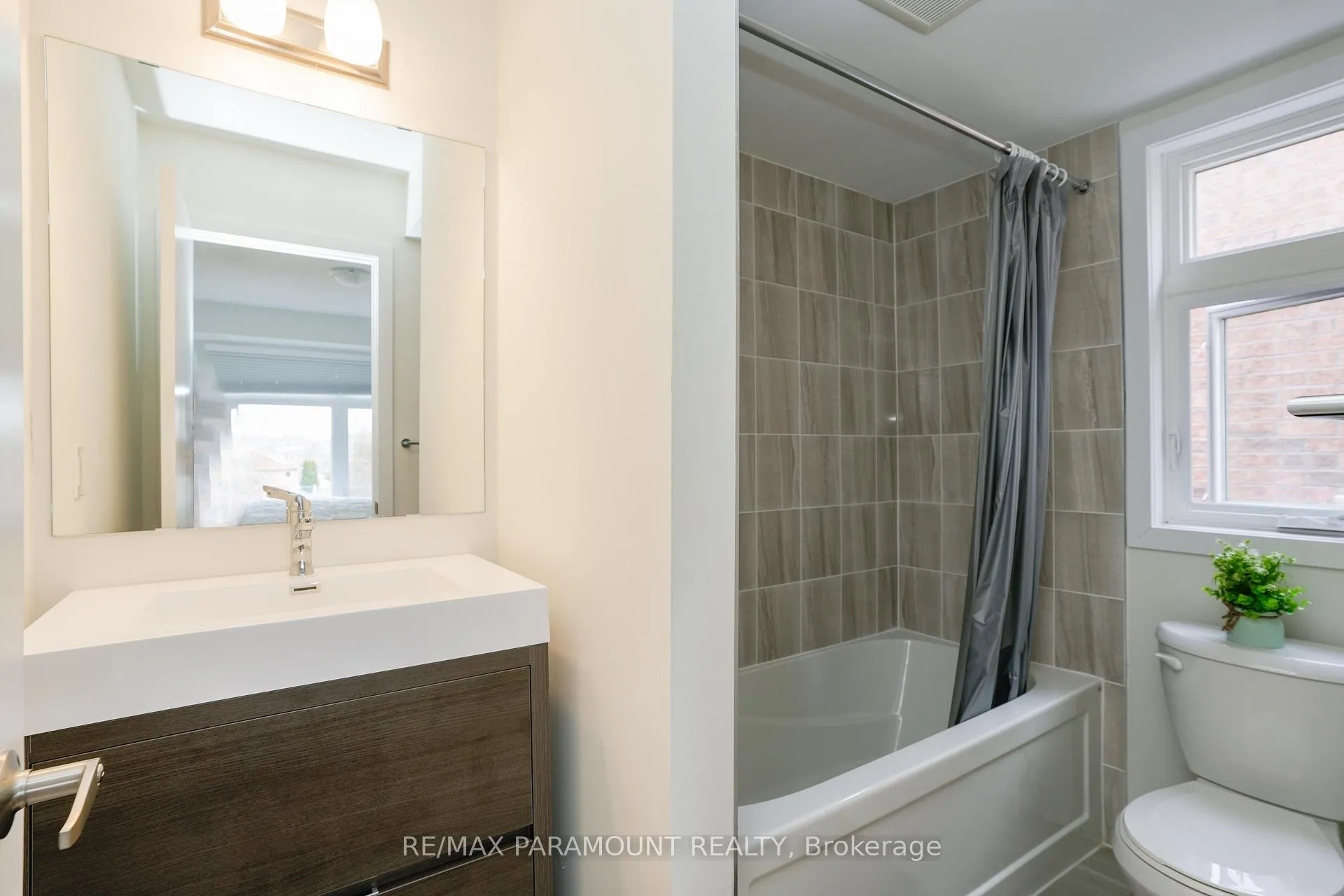 Photo 26 of Unit 201, 1865 Pickering Parkway, Pickering, Village East — HOMEH