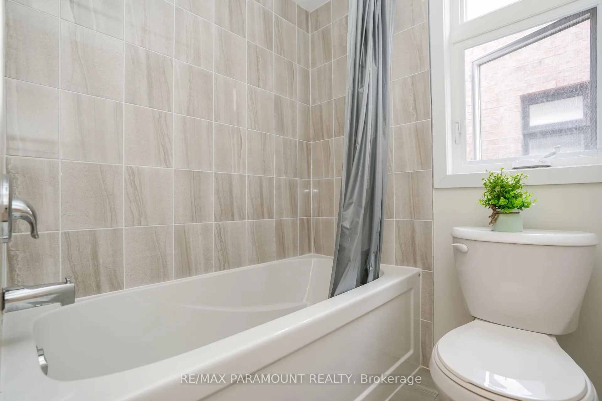 Photo 27 of Unit 201, 1865 Pickering Parkway, Pickering, Village East — HOMEH