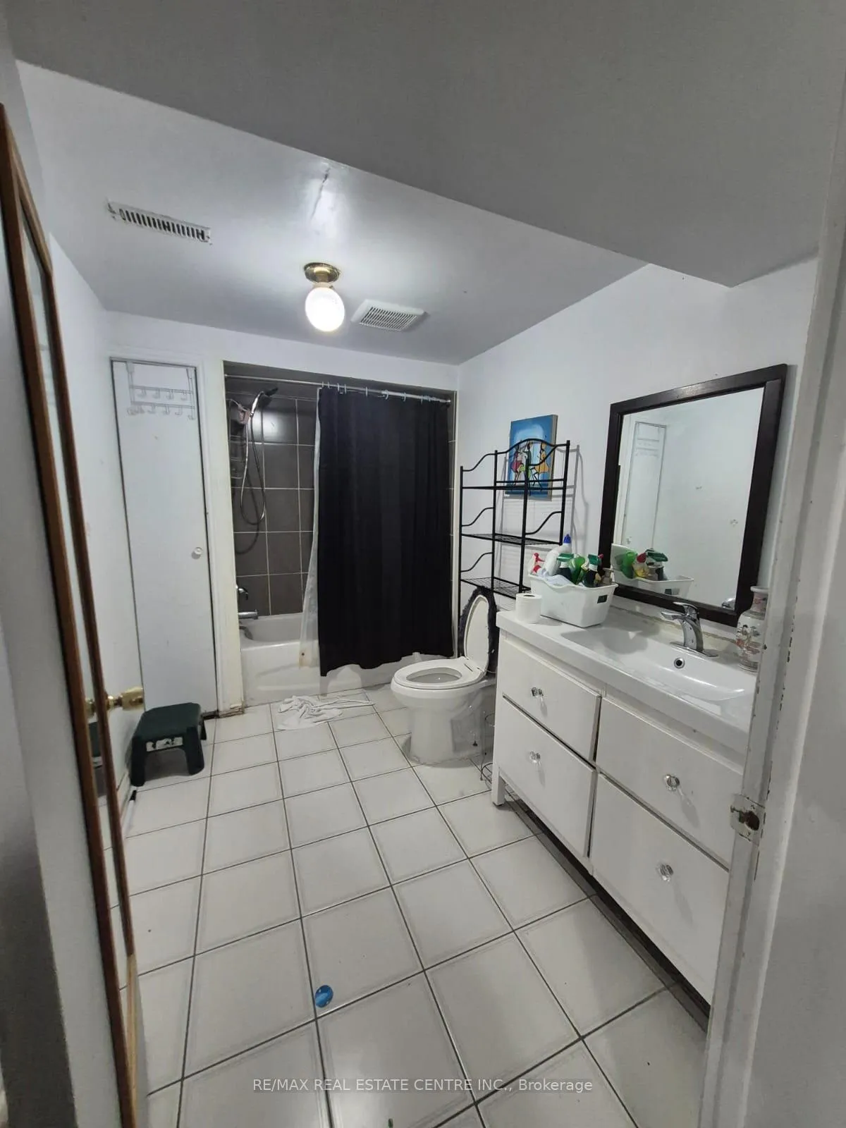 Photo 12 of 54 Amantine Crescent, Brampton, Fletcher's Creek South — HOMEH