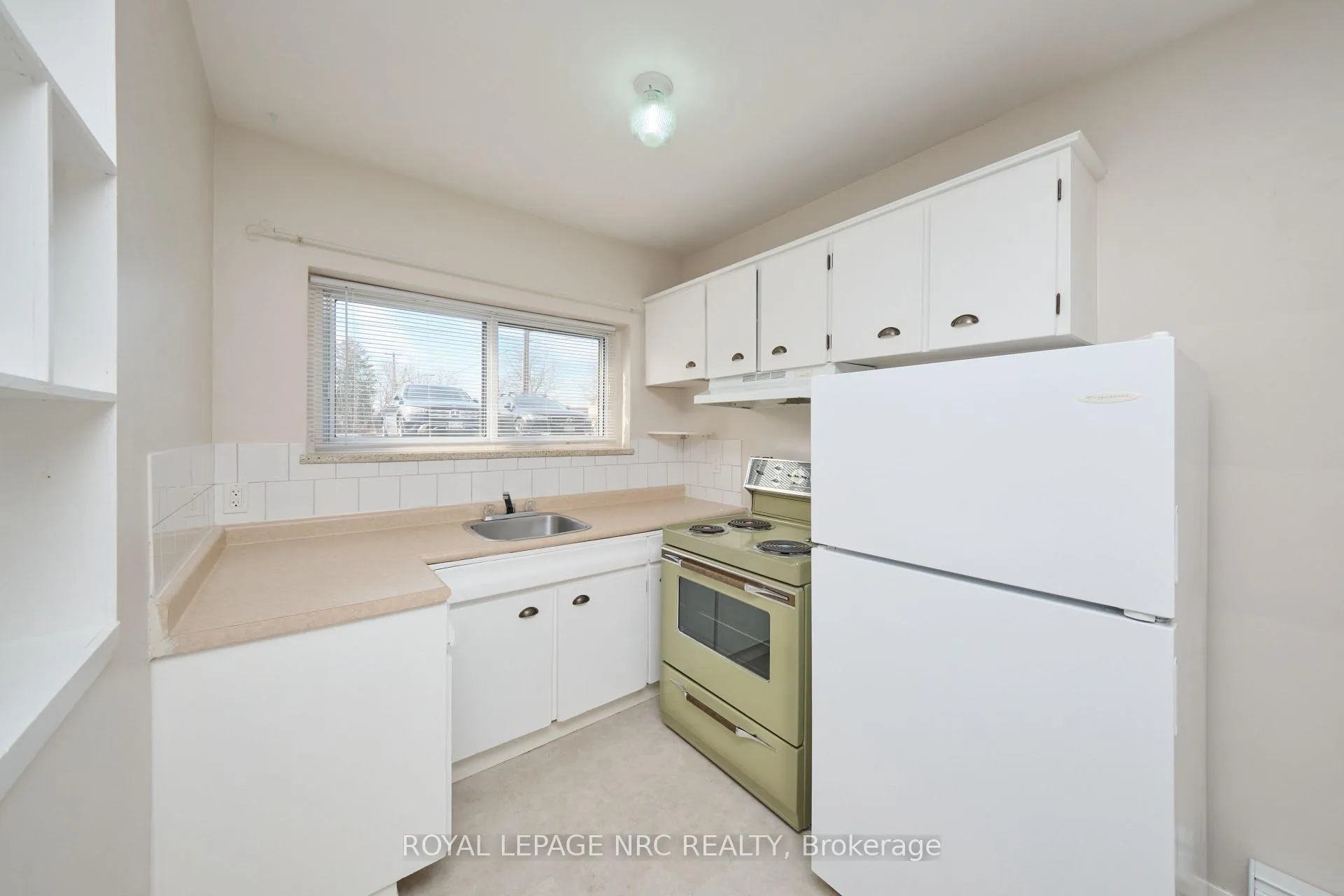 Photo 7 of Unit 104, 253 Fitch Street, Welland, Prince Charles — HOMEH