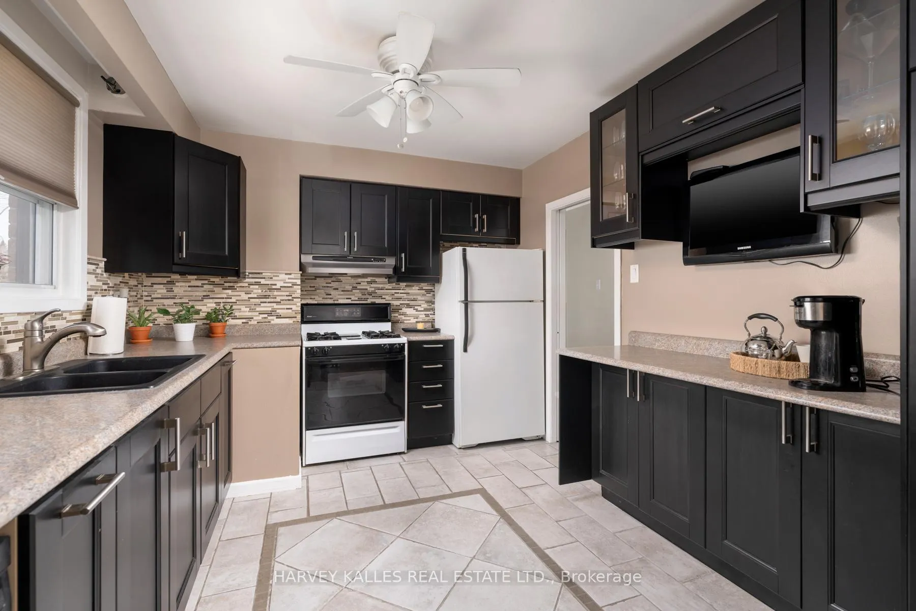 Photo 7 of 47 Brightside Drive, Scarborough, West Hill — HOMEH