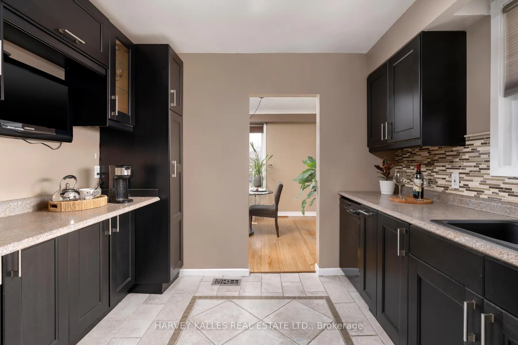 Photo 8 of 47 Brightside Drive, Scarborough, West Hill — HOMEH