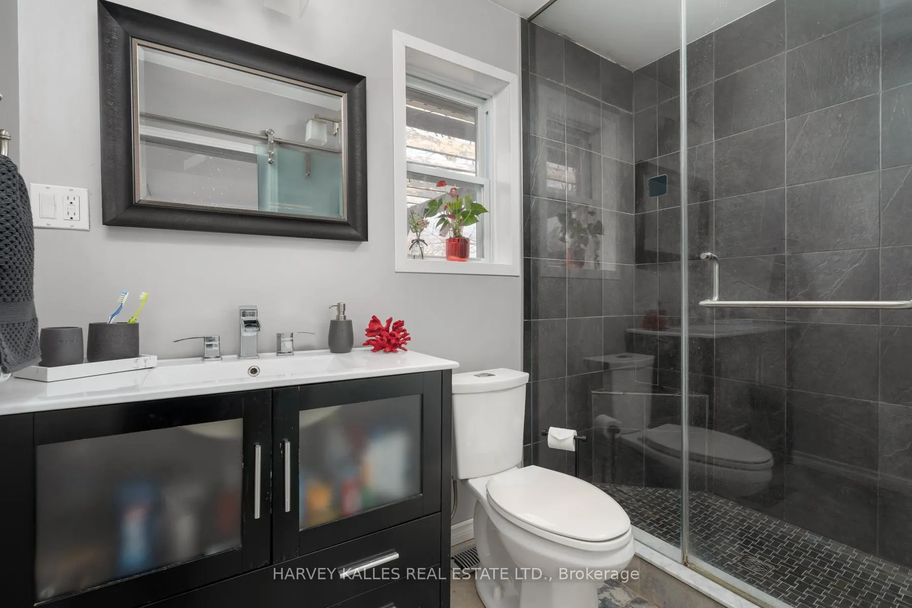 Photo 14 of 47 Brightside Drive, Scarborough, West Hill — HOMEH