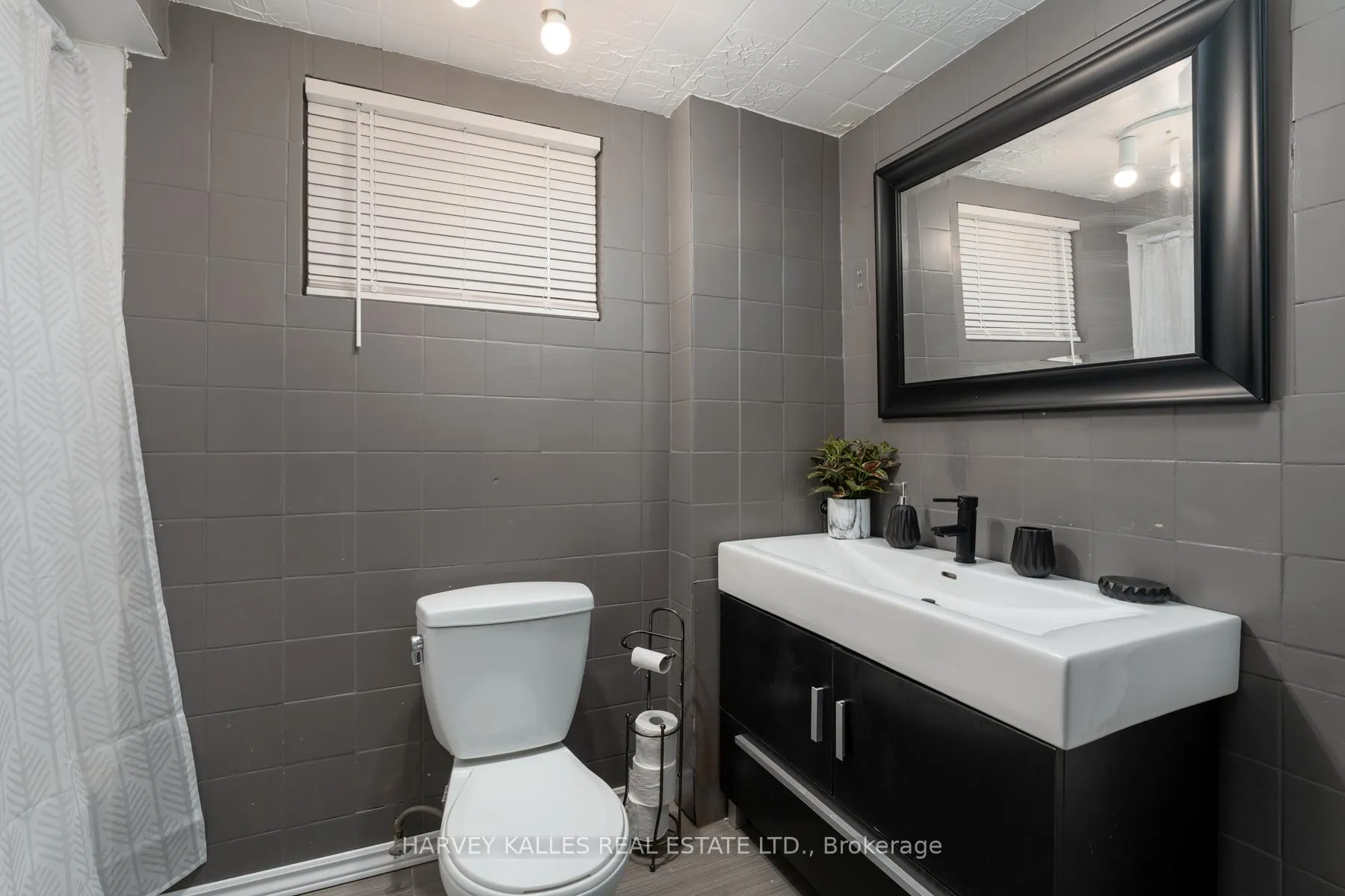 Photo 24 of 47 Brightside Drive, Scarborough, West Hill — HOMEH