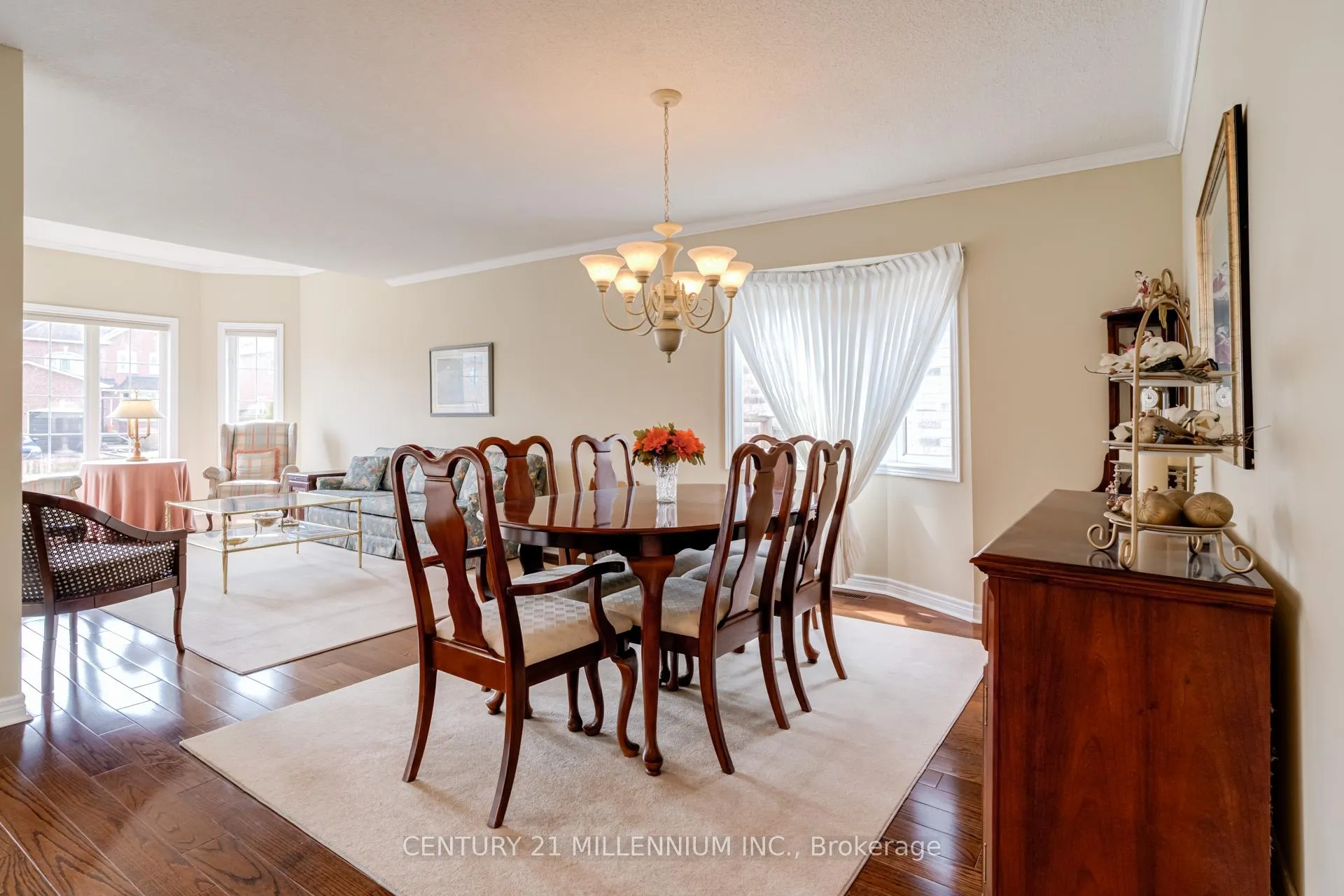 Photo 6 of 93 Samuel Crescent, Halton Hills, Georgetown — HOMEH