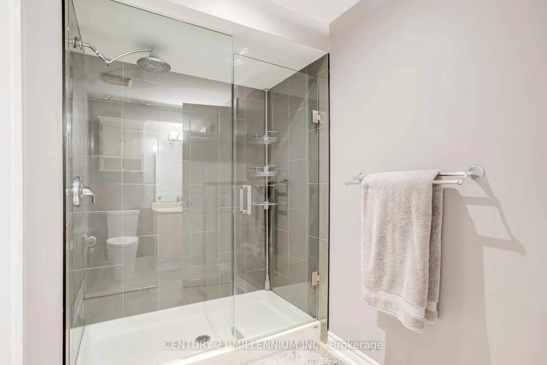 Photo 33 of 93 Samuel Crescent, Halton Hills, Georgetown — HOMEH