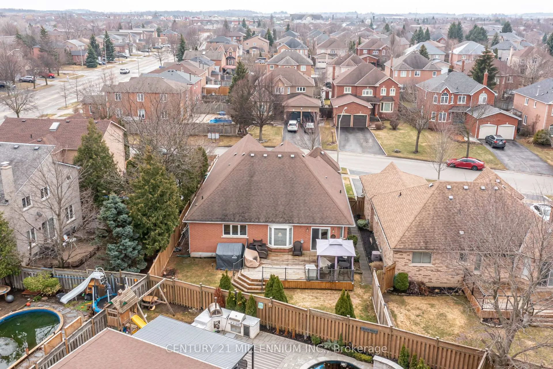 Photo 43 of 93 Samuel Crescent, Halton Hills, Georgetown — HOMEH