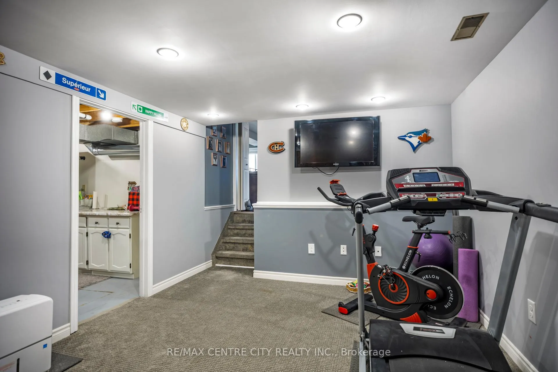 Photo 24 of 18 Highview Drive, St. Thomas — HOMEH