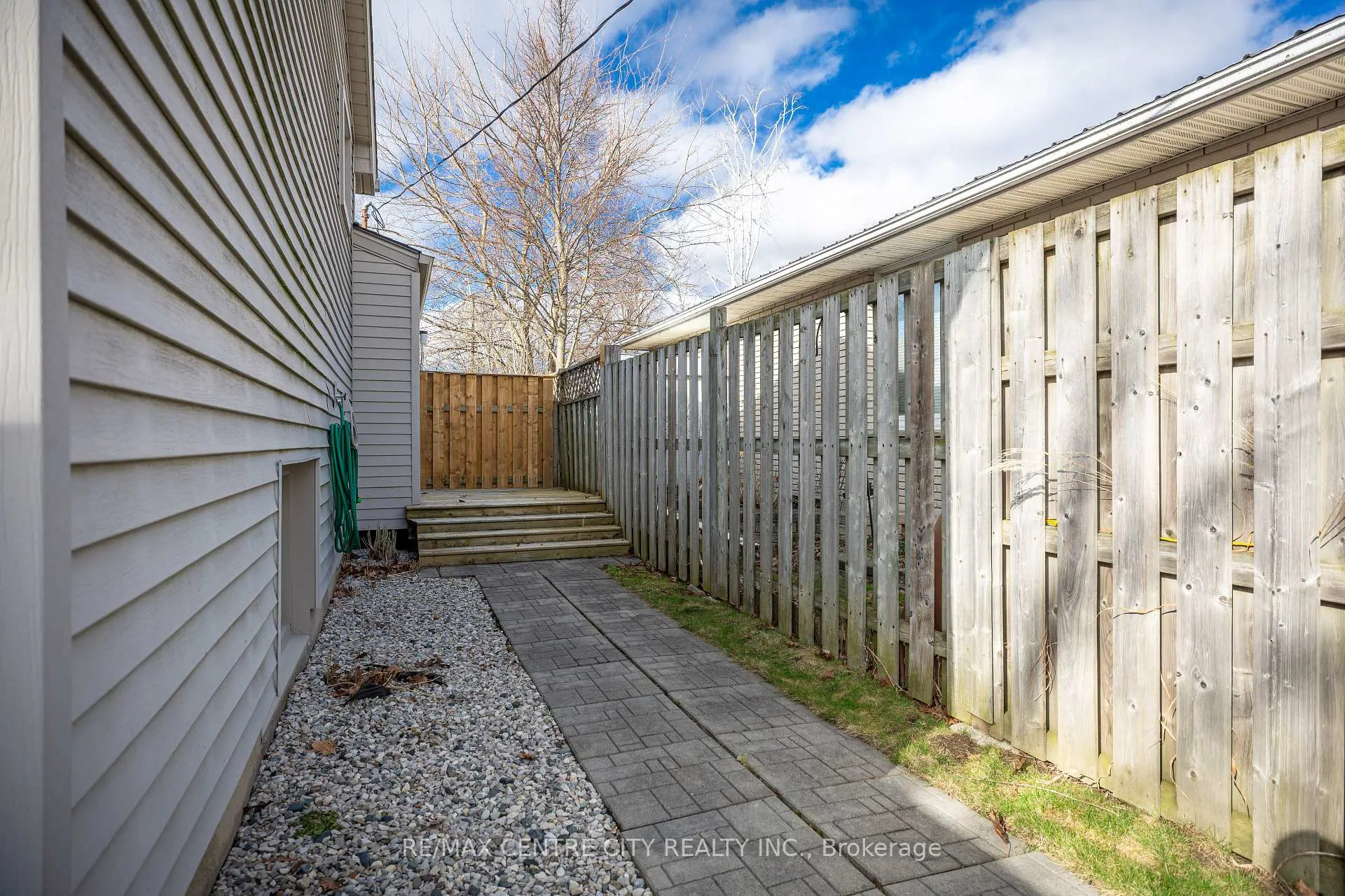 Photo 28 of 18 Highview Drive, St. Thomas — HOMEH
