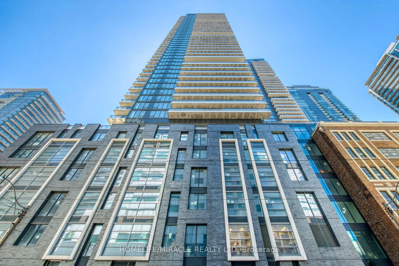 Front of Unit 3210, 125 Blue Jays Way