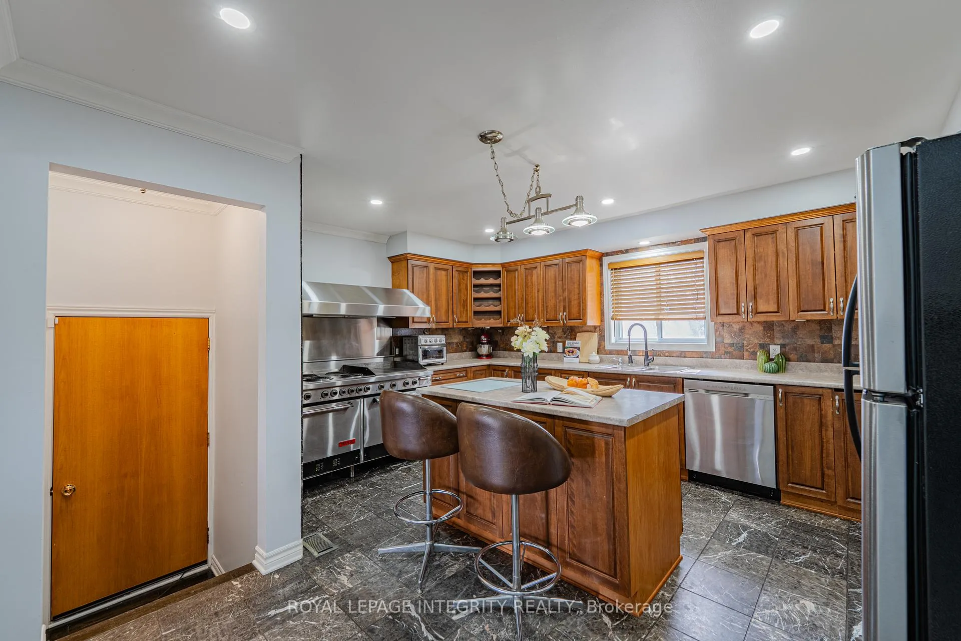 Photo 7 of 3318 Dunrobin Road, Ottawa, Dunrobin Shores — HOMEH