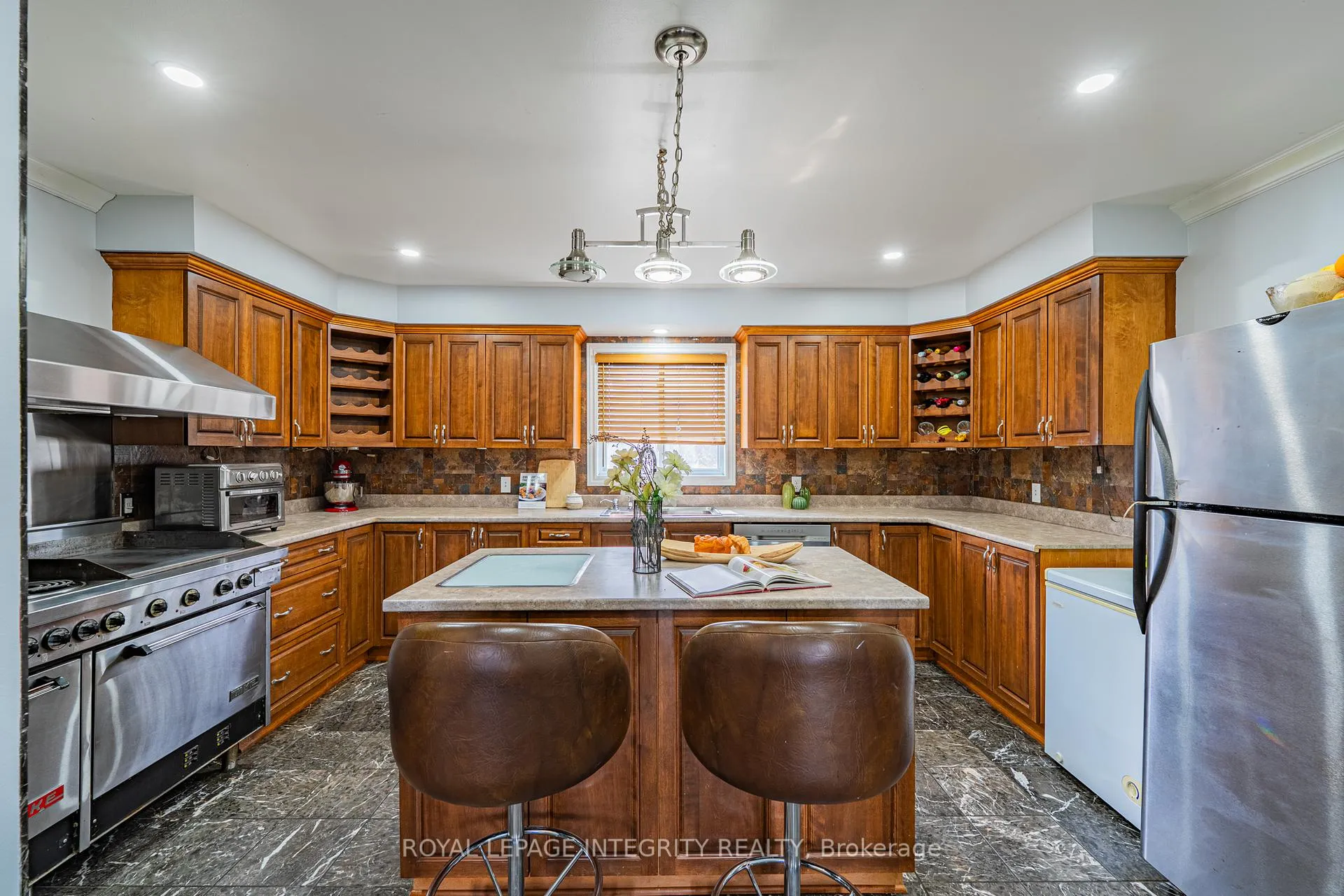 Photo 8 of 3318 Dunrobin Road, Ottawa, Dunrobin Shores — HOMEH