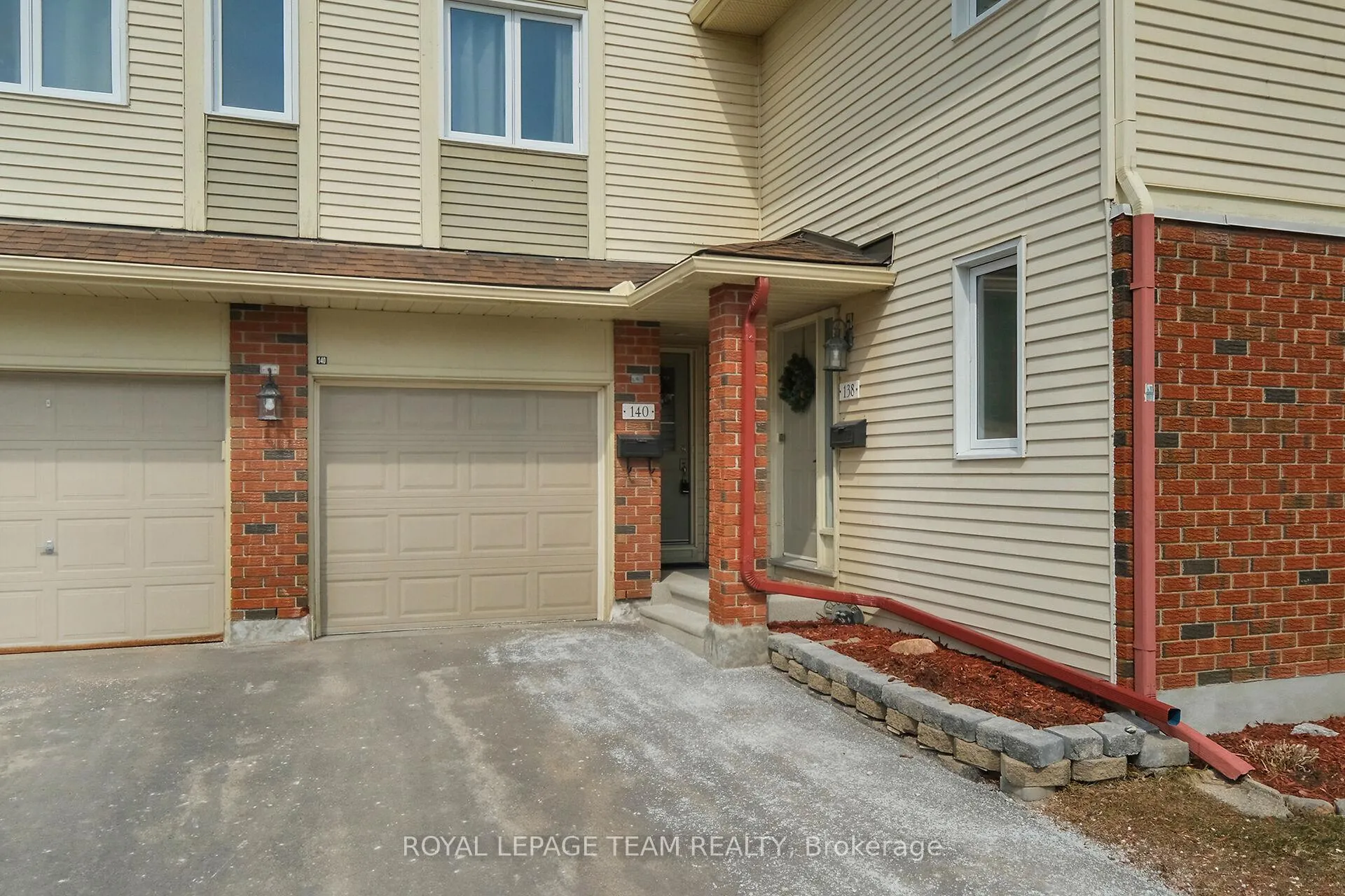Photo 2 of Unit 40, 140 Rushford Private, Ottawa, Hunt Club Park/Greenboro — HOMEH