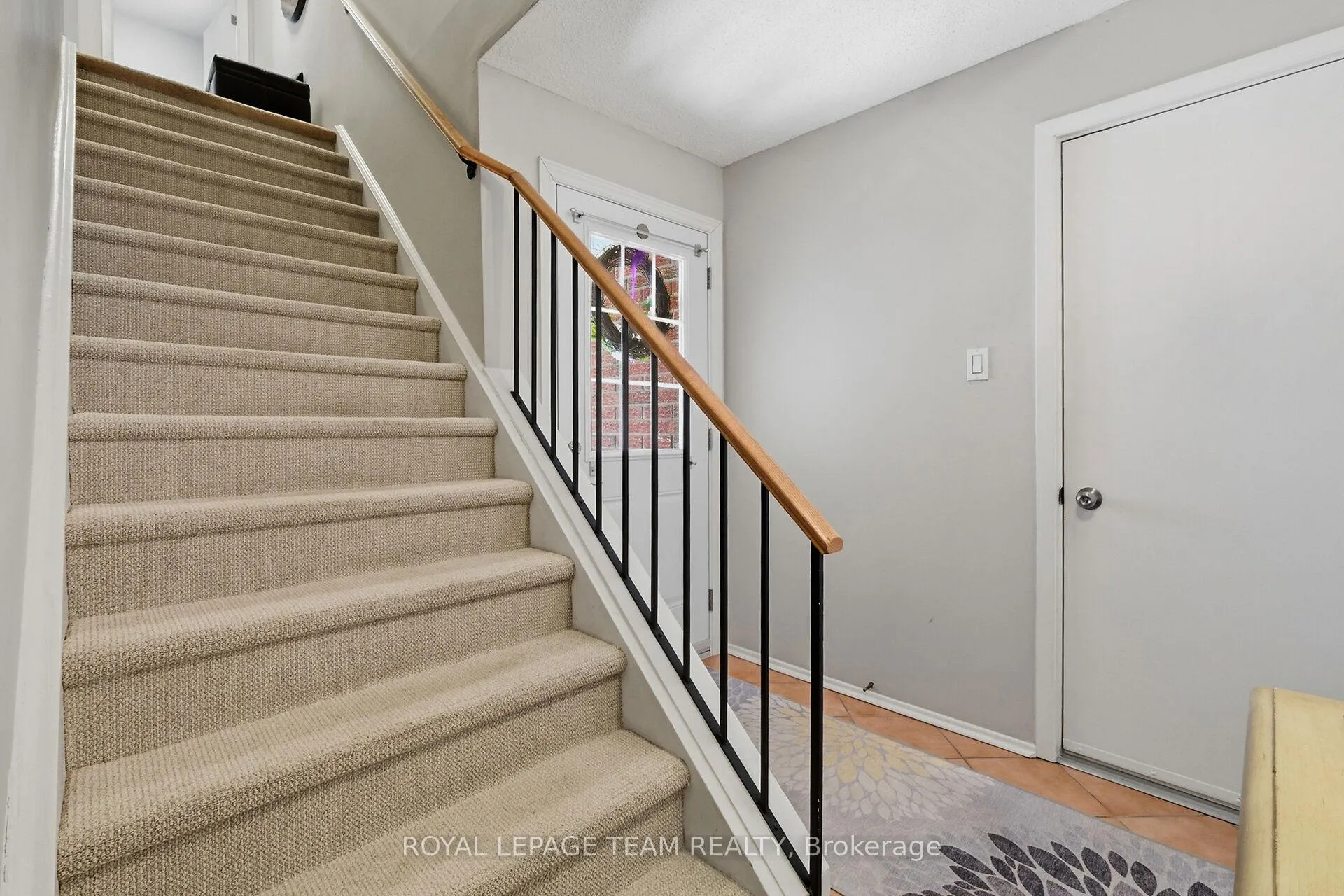 Photo 6 of Unit 40, 140 Rushford Private, Ottawa, Hunt Club Park/Greenboro — HOMEH