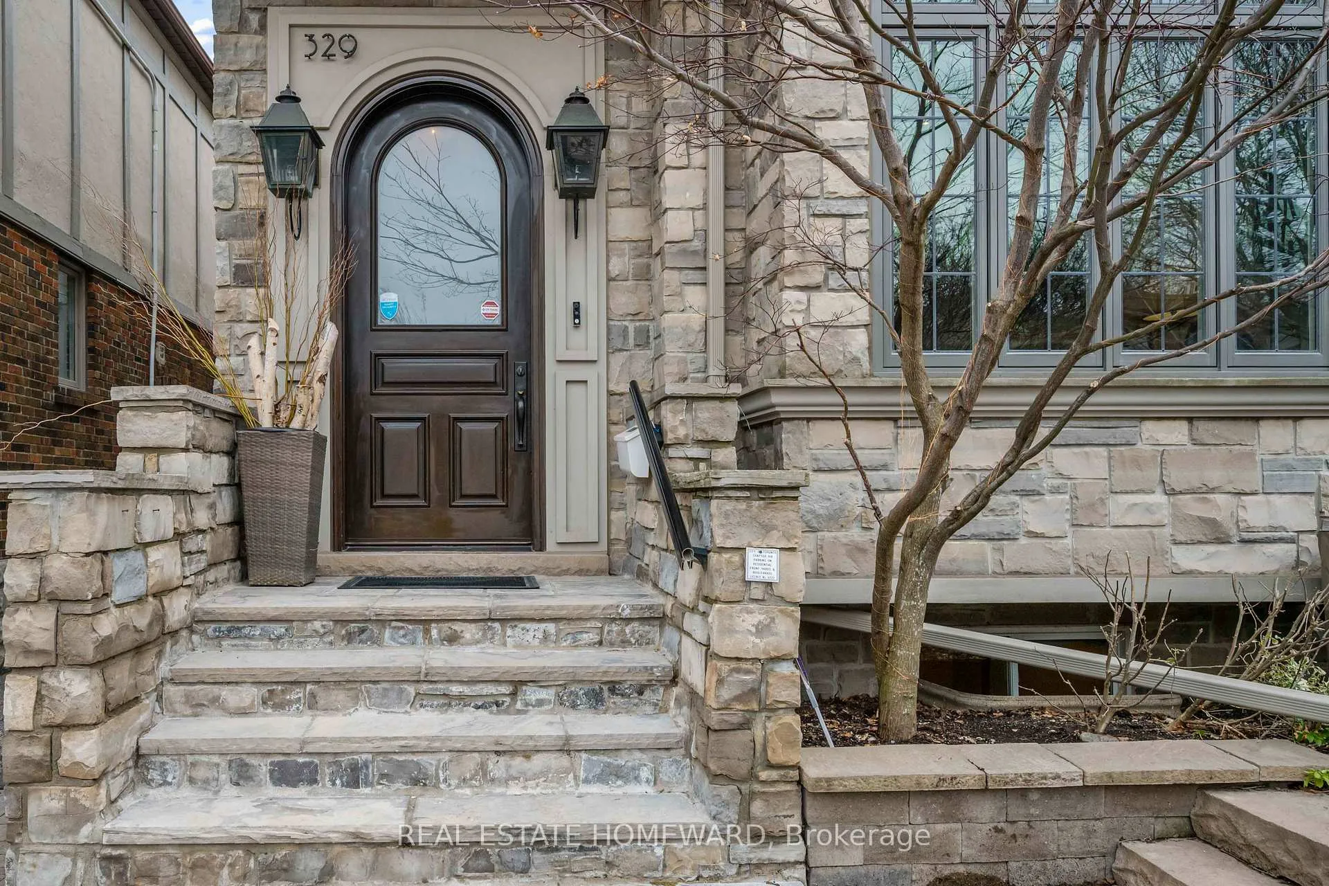 Photo 2 of 329 Cranbrooke Avenue, Toronto, Lawrence Park North — HOMEH