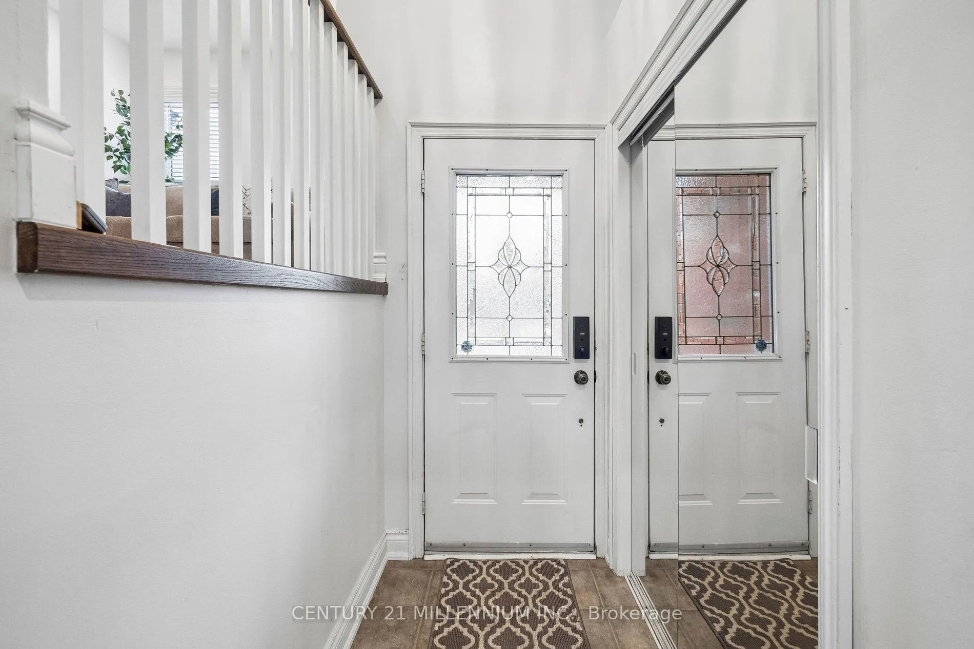 Photo 6 of 90 Baywell Crescent, Aurora, Bayview Wellington — HOMEH