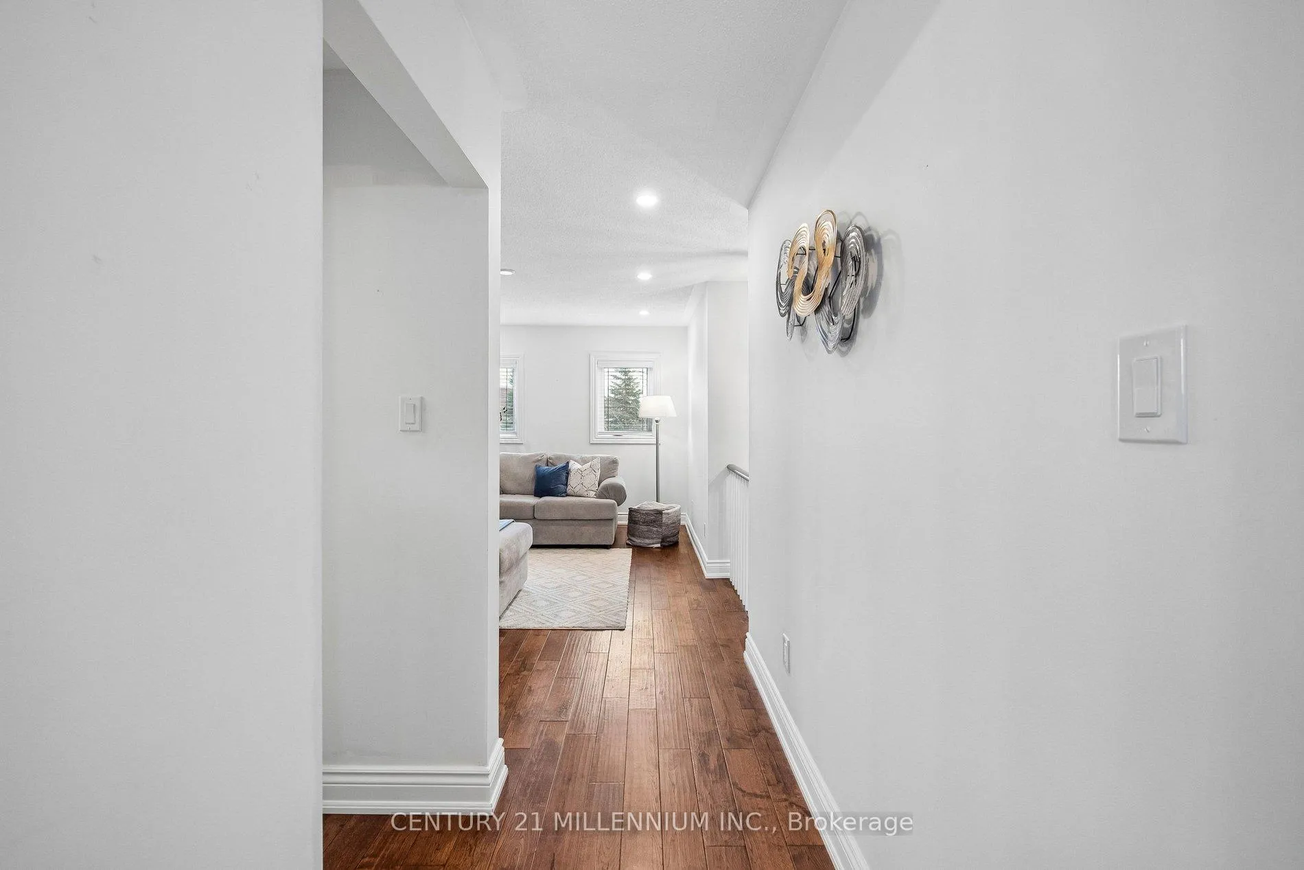 Photo 22 of 90 Baywell Crescent, Aurora, Bayview Wellington — HOMEH